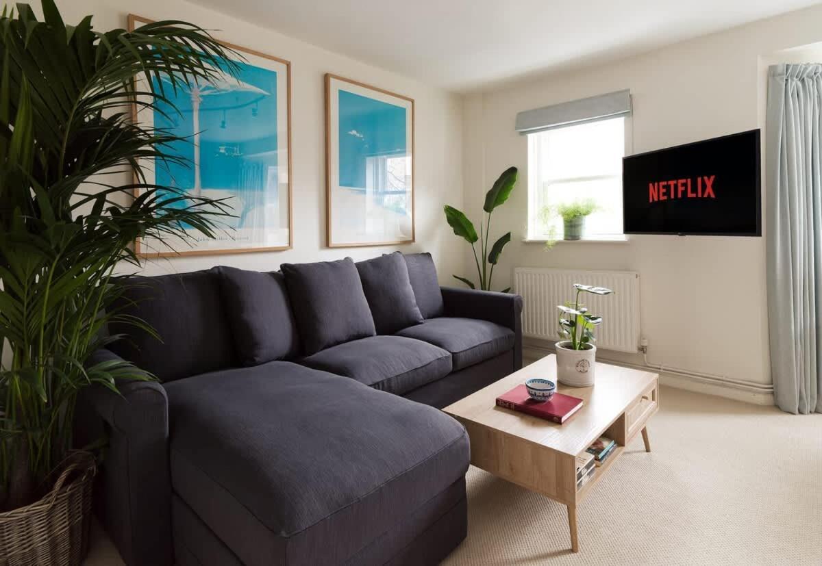 Colourful House 3 Bed - Notting Hill Apartment London