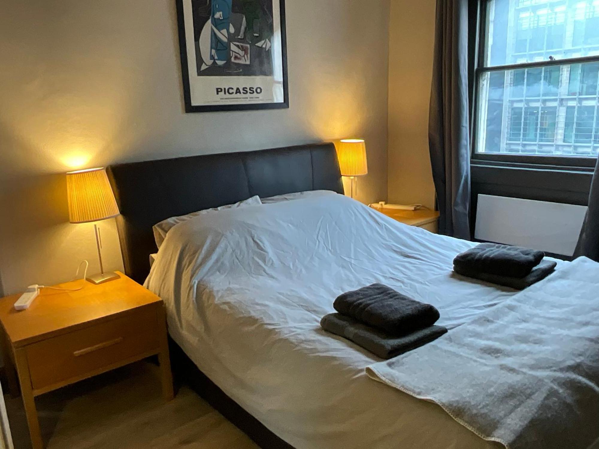 3 Flat Share Fitzrovia,