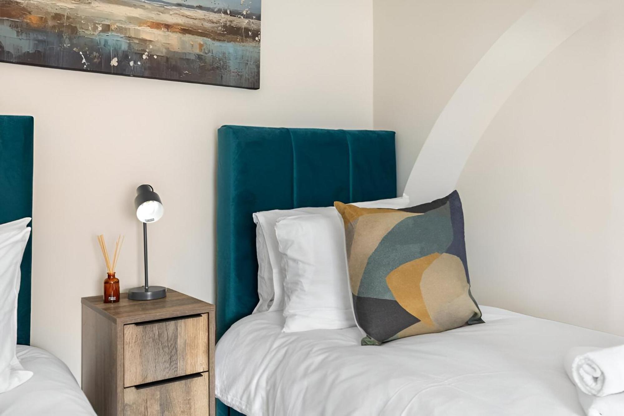 Urban Vibes, Modern 2br Flat In Prime Spot *