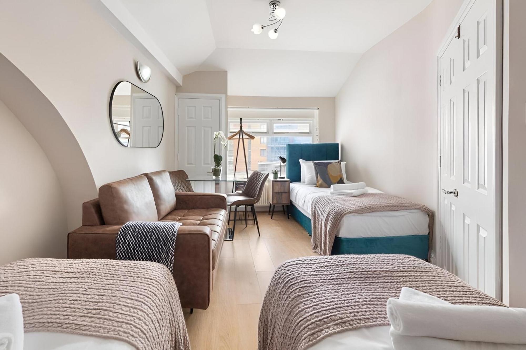 Apartment Urban Vibes, Modern 2br Flat In Prime Spot *