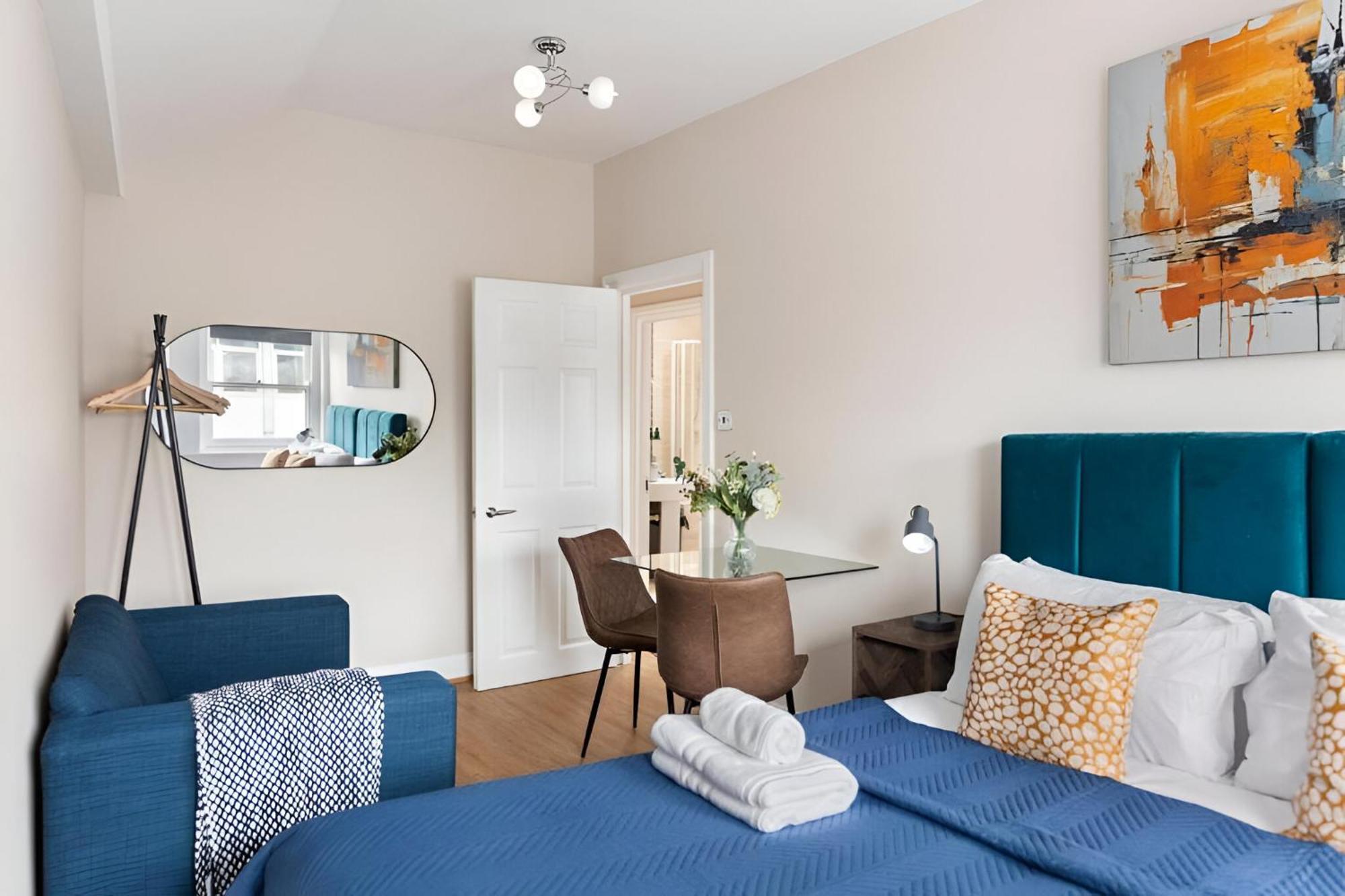 Urban Vibes, Modern 2br Flat In Prime Spot
