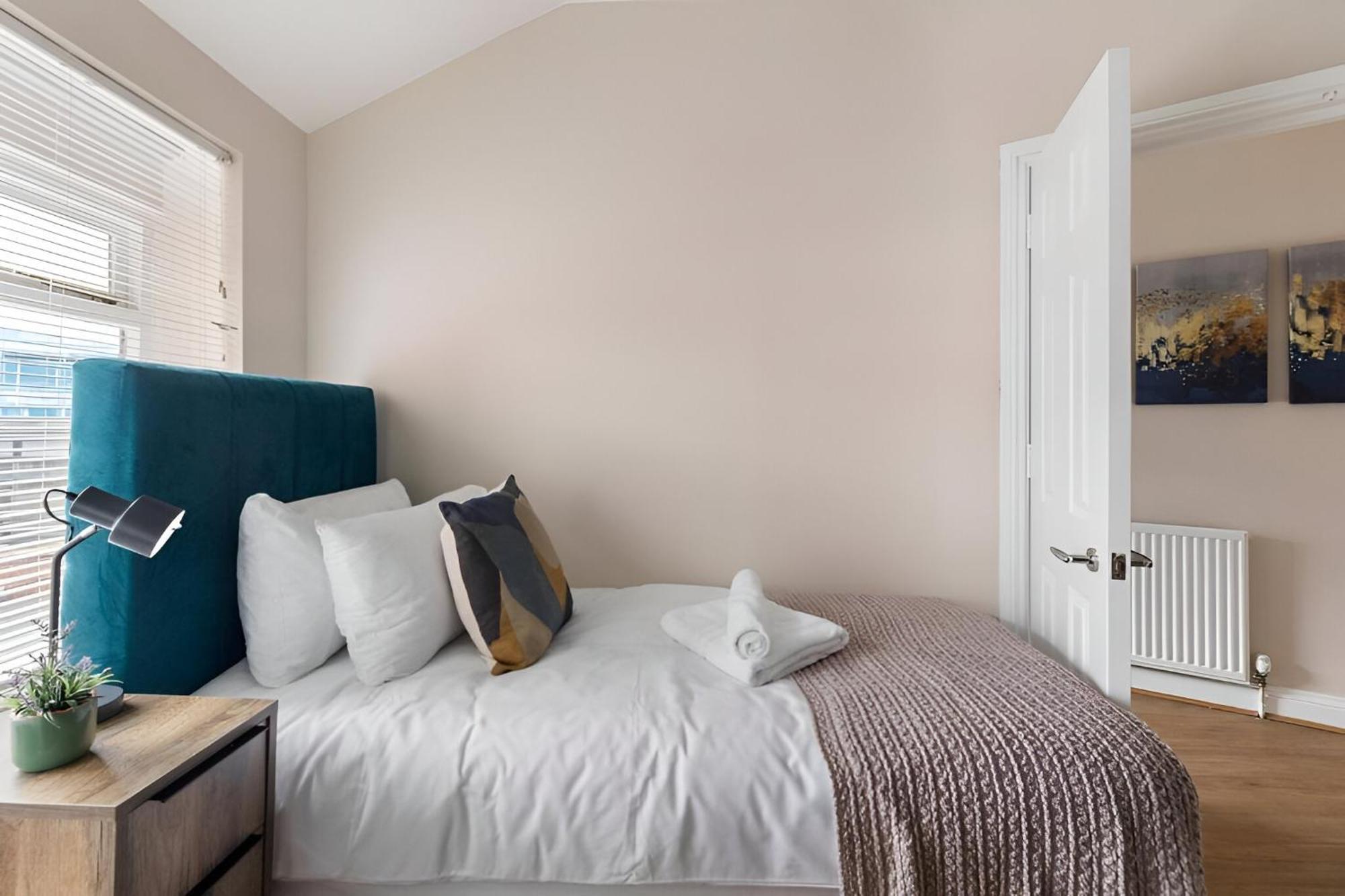 Urban Vibes, Modern 2br Flat In Prime Spot Apartment *