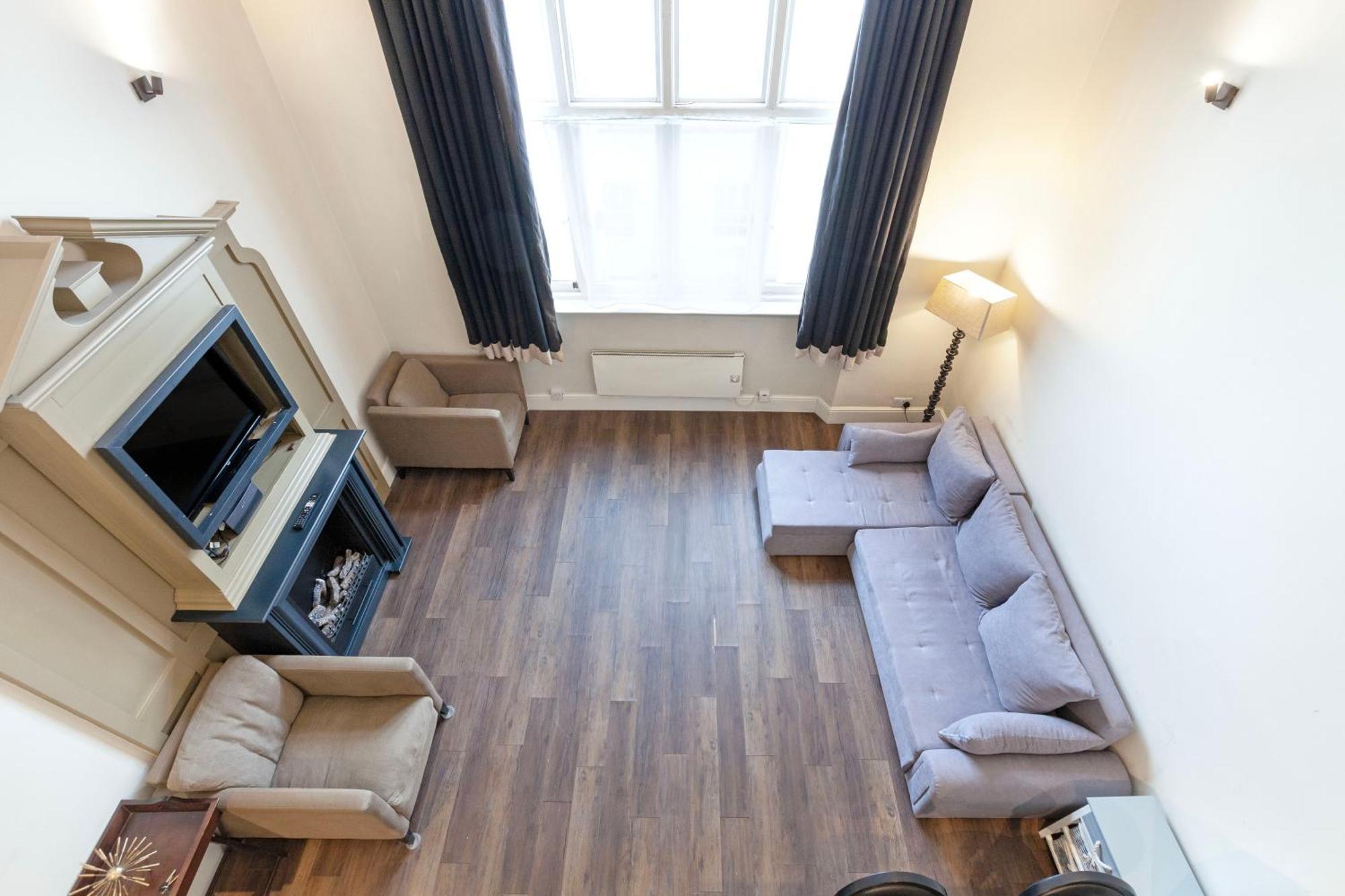 Luxury One Bedroom Mezzanine In Paddington Apartamento Londres