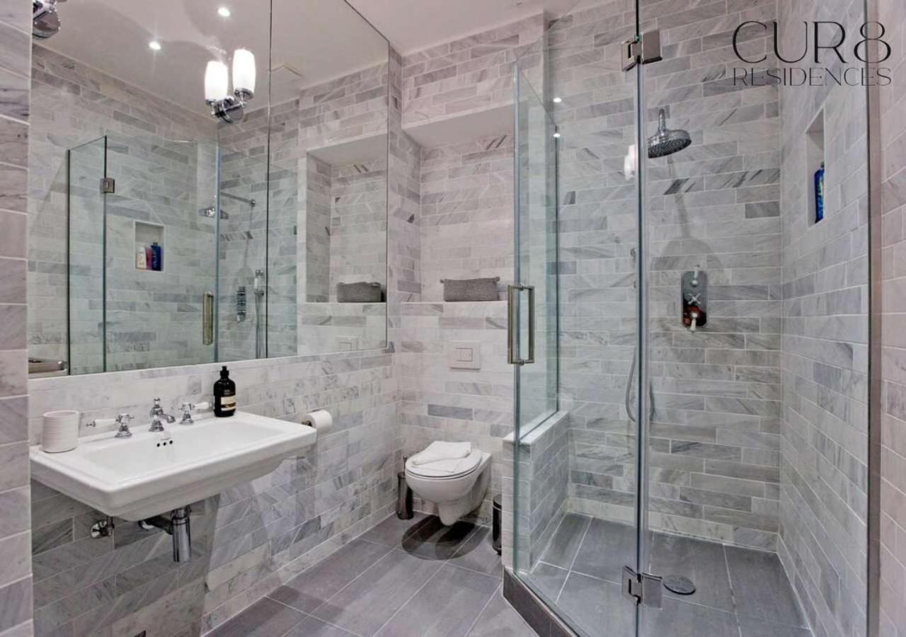 Stylish Penthouse With Views / Balcony Ac Apartment *