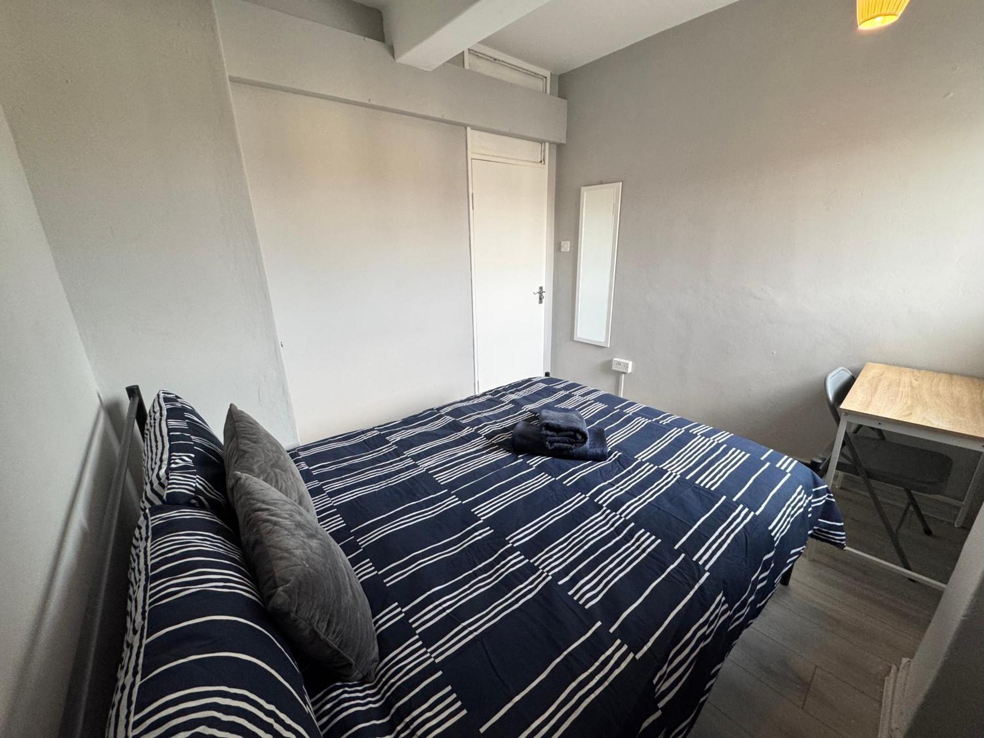 Huge 5 Bedroom Flat For 10 People 2 Min Away From Emirates Stadium Zone 2 * Londres