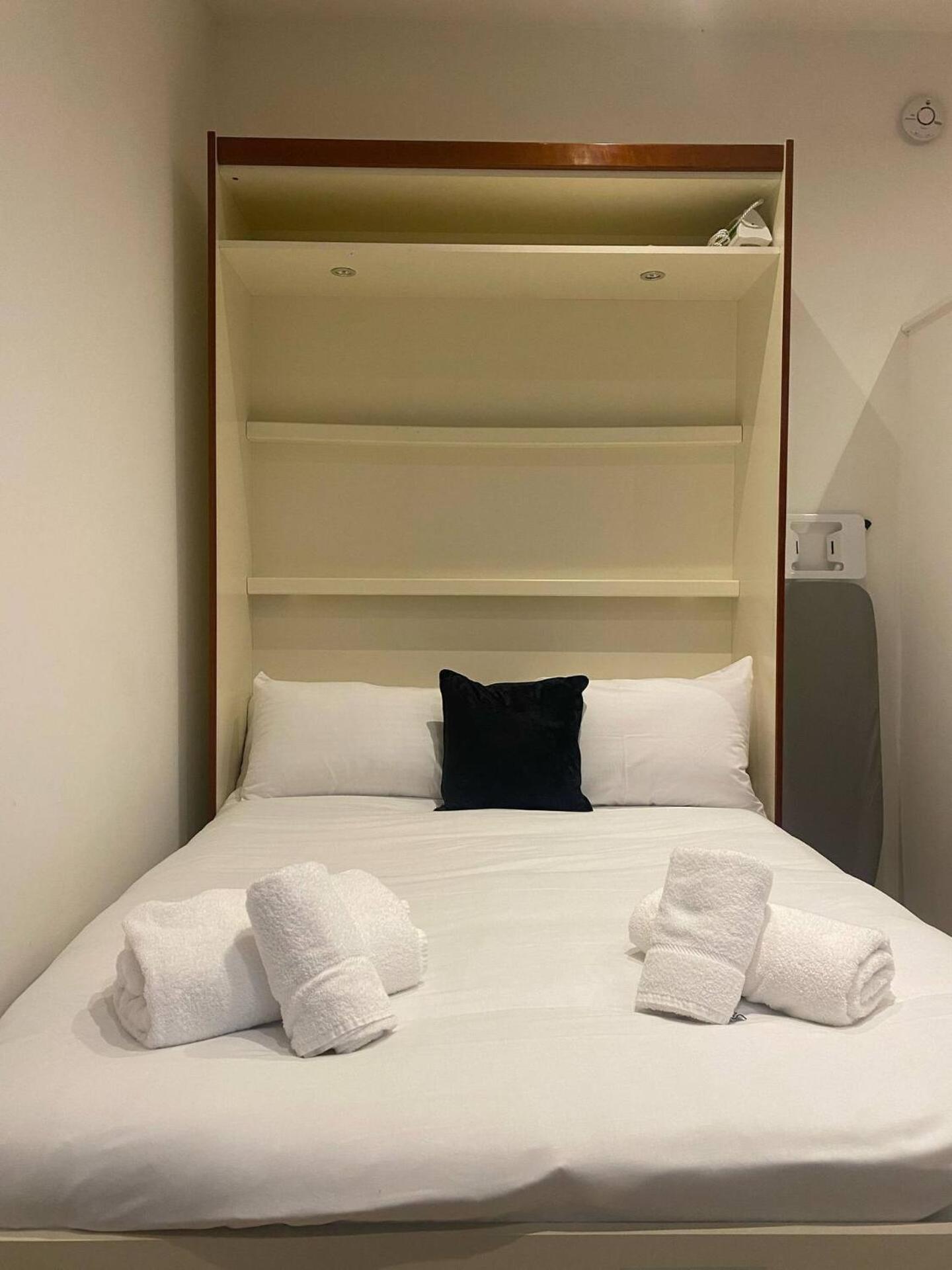 Stylish In Fulham Holiday home London