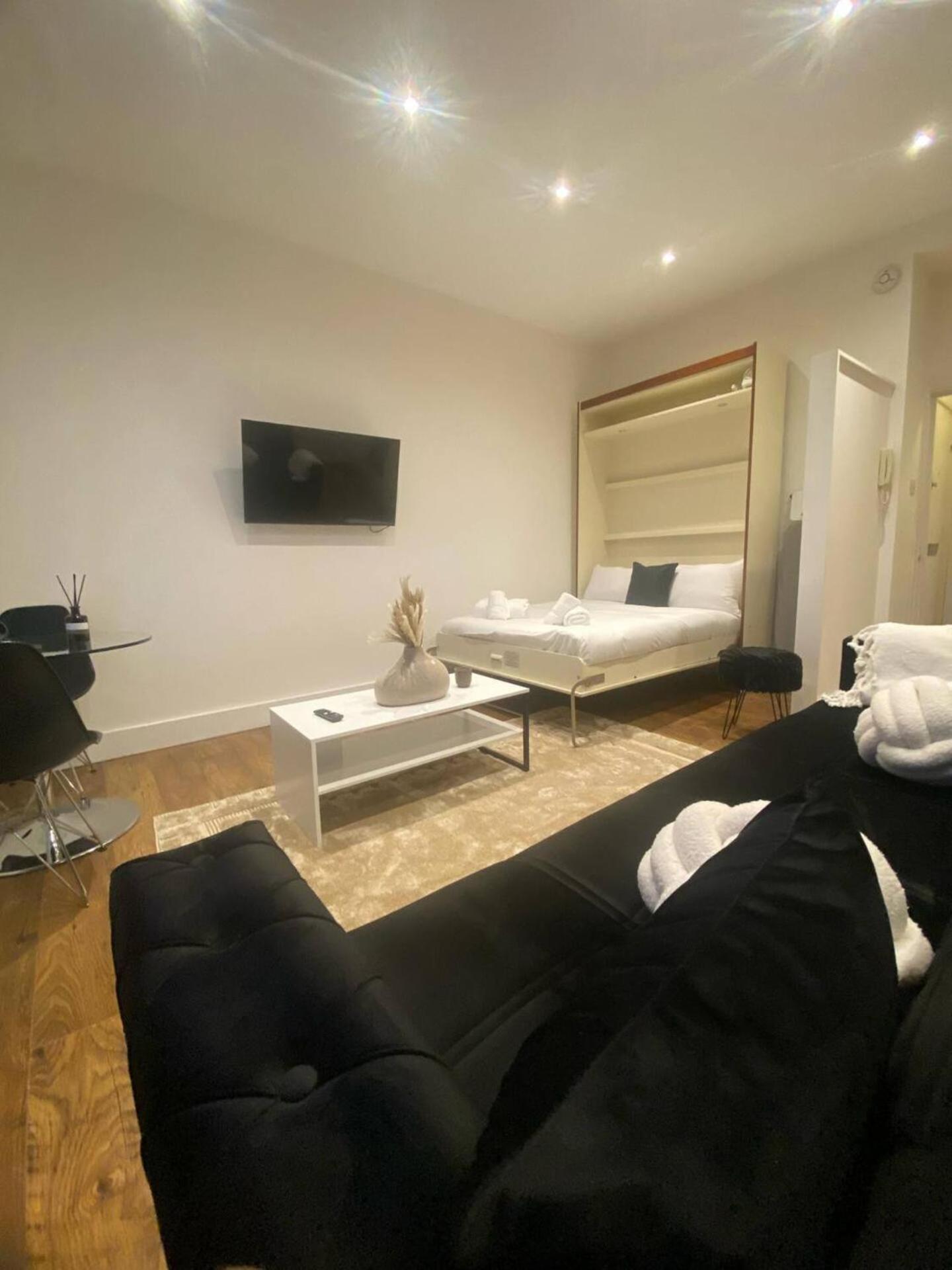 Stylish In Fulham Holiday home *