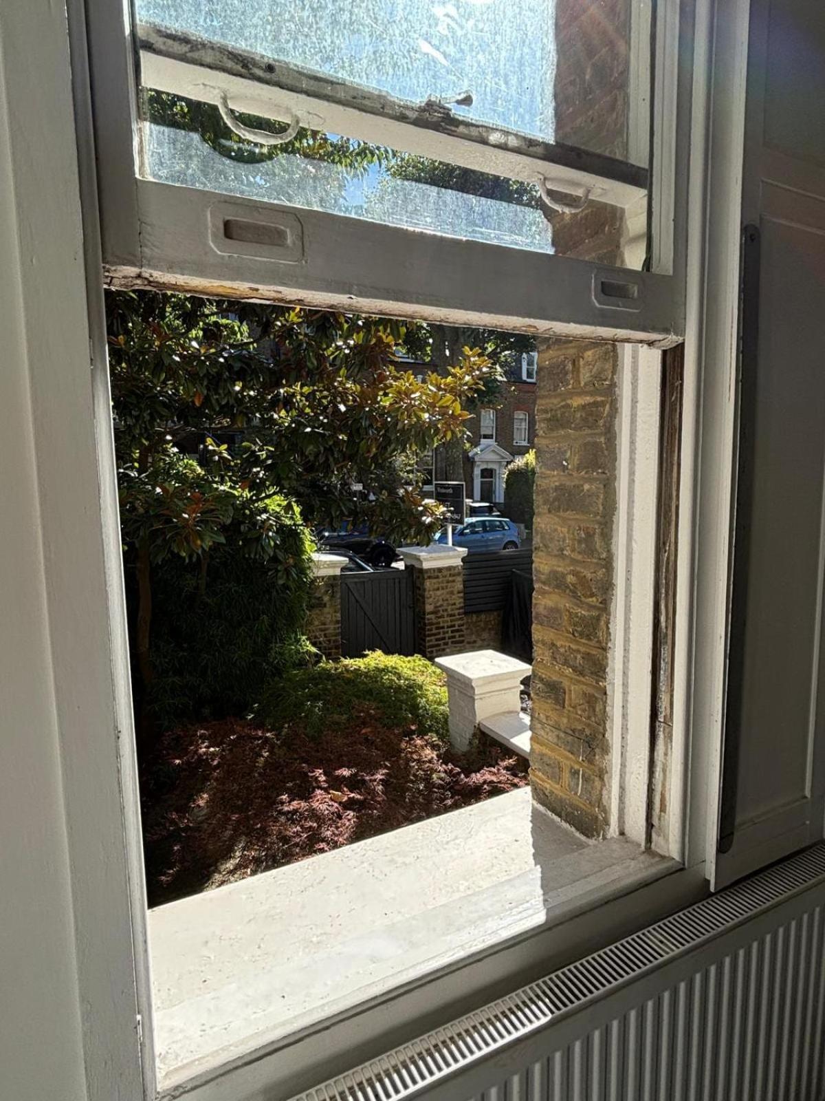 Apartment Beautiful 2 Bed In Queens Park, *