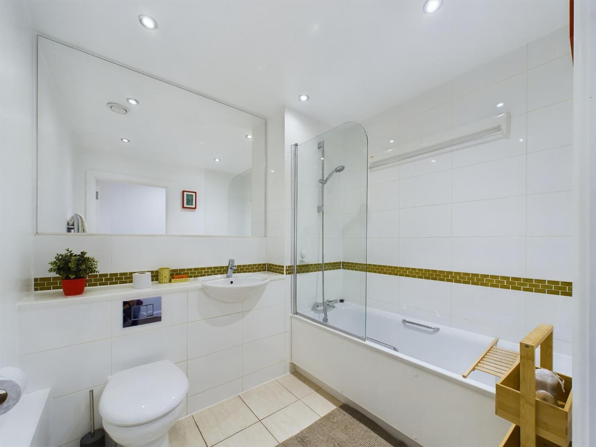 The Peckham Place - 1bdr With Balcony Apartment London