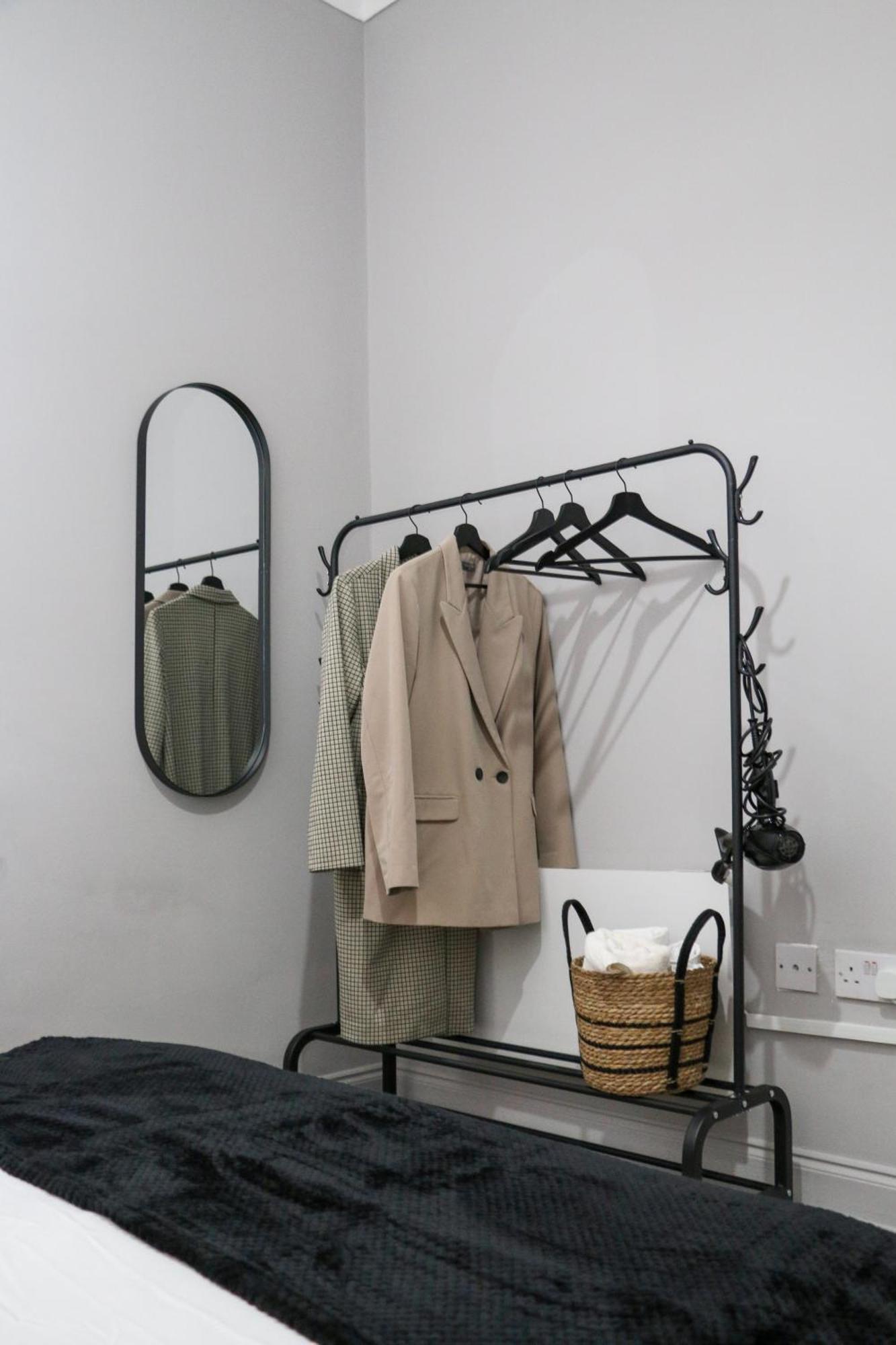 Twenty Apartment *