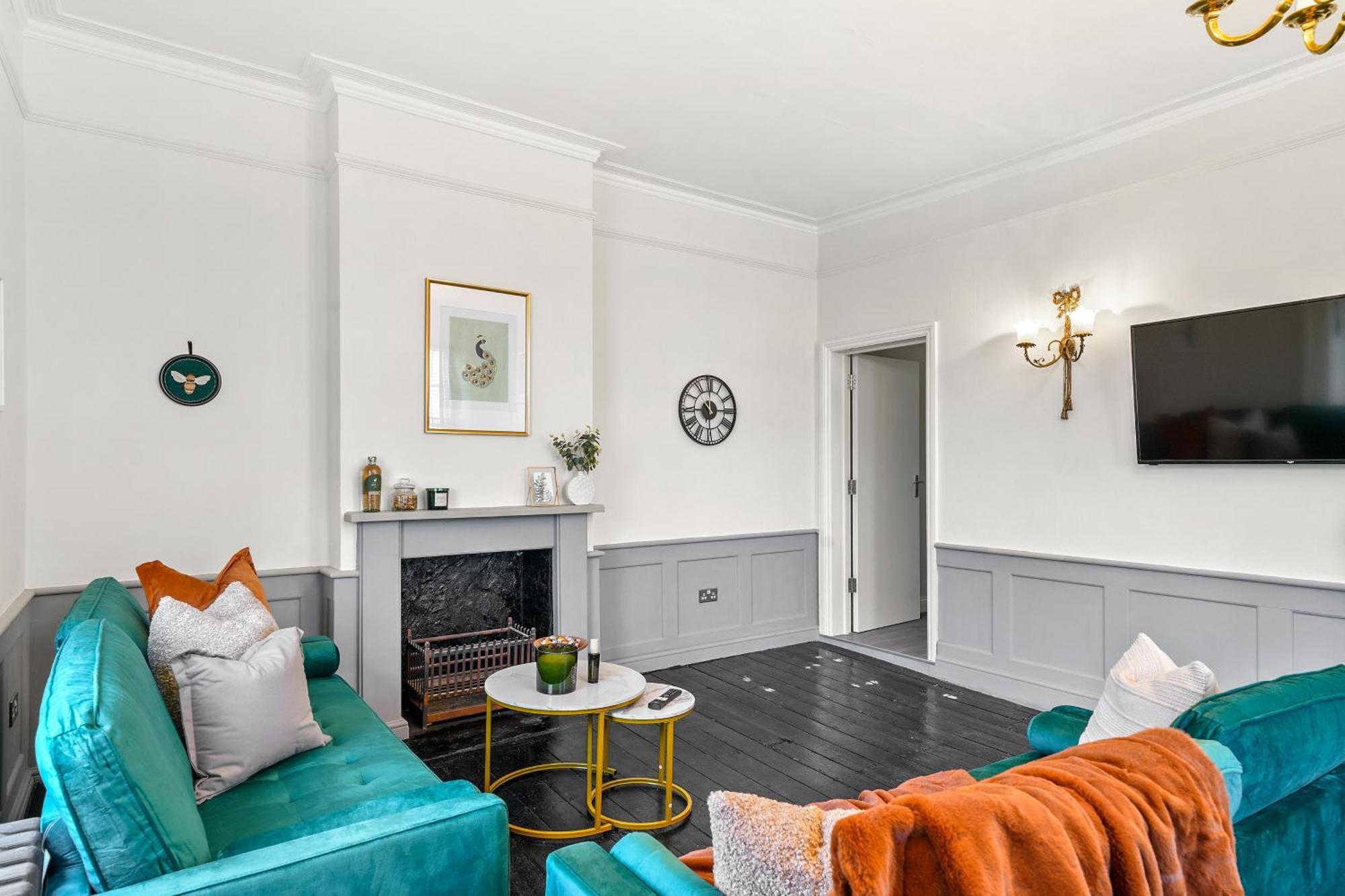 In Chiswick Apartment