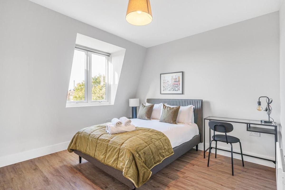 2 Bed Spacious Brand New Flat * London