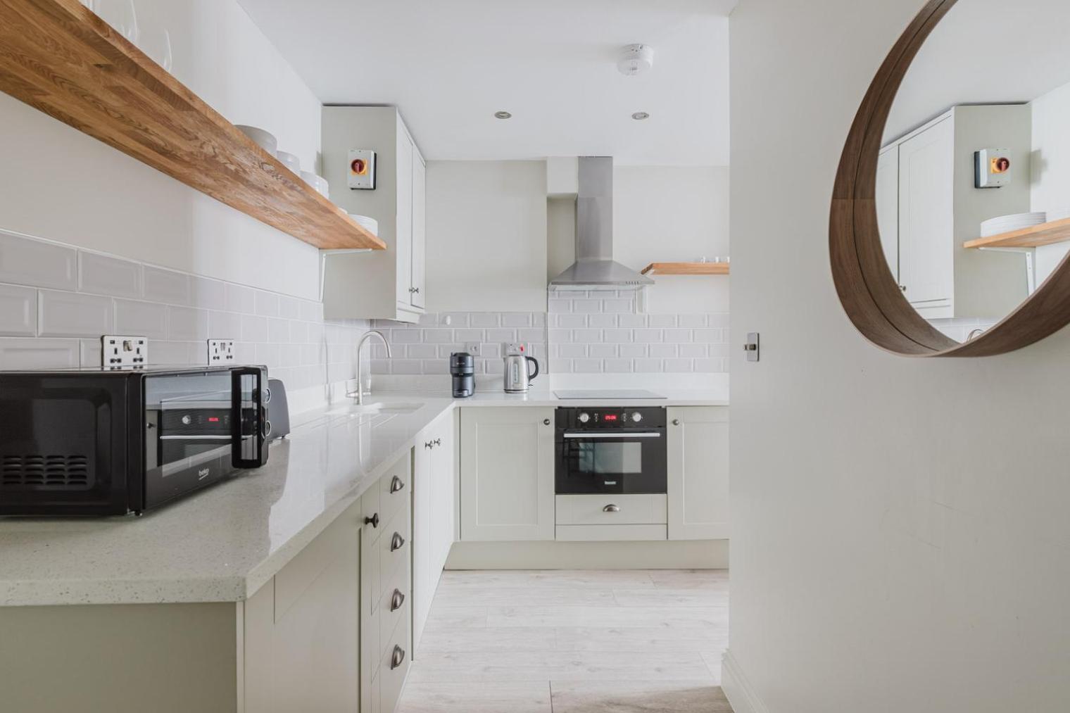 Blueground Bayswater Move-in-ready W Furniture Lon-588 London