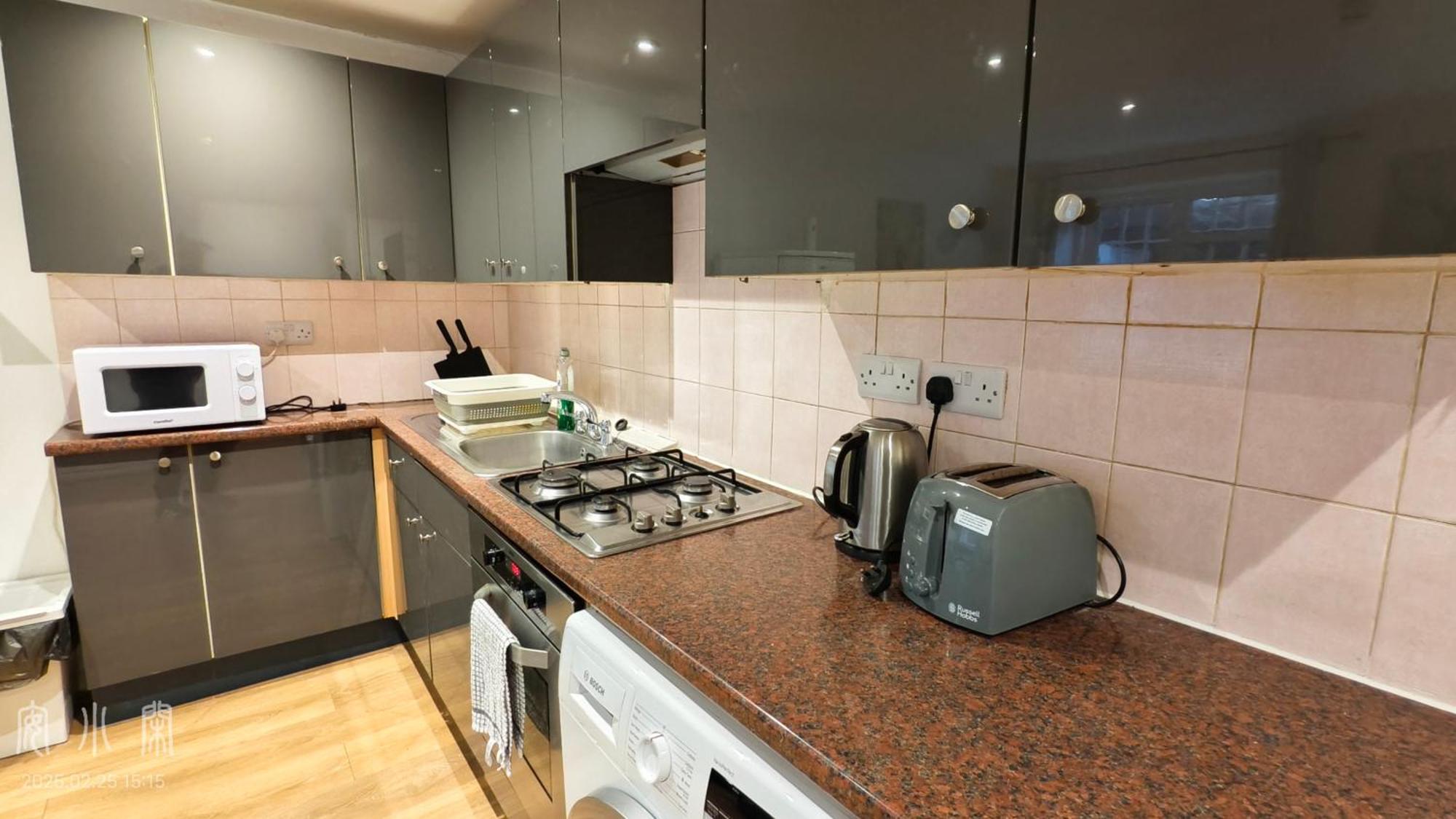 Apartment Lavender At Netherwood Road *