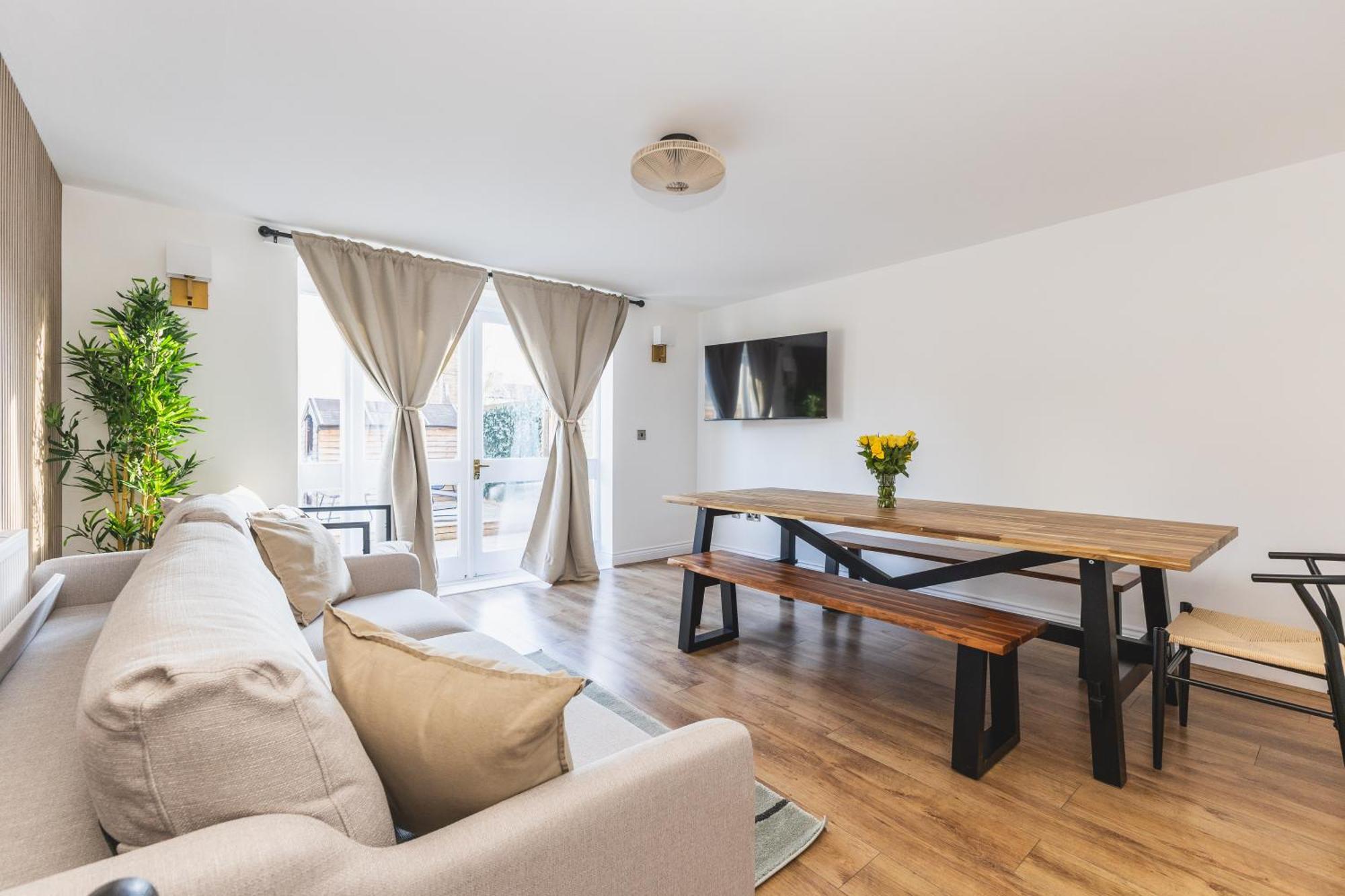 Arte Stays: Spacious Garden House In Stratford With Free Parking * London
