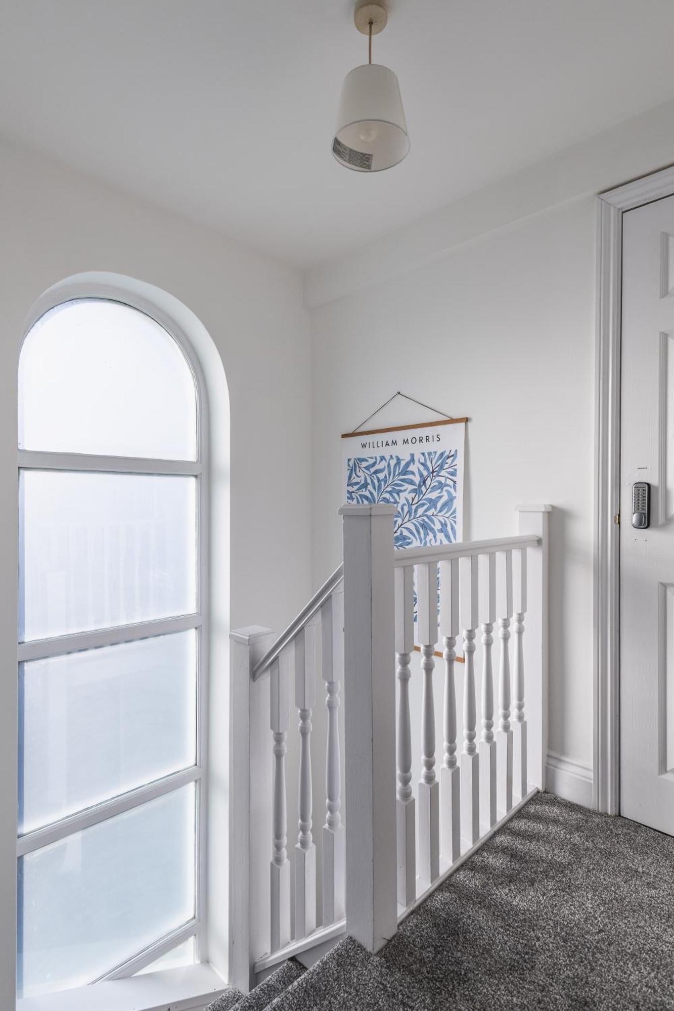 Ferienhaus Arte Serviced Stratford - 3 Bedrooms 2 Bathrooms London, Stratford, Maryland, Free Parking, Garden, Weekly Or Monthly - Up To 8 Guests