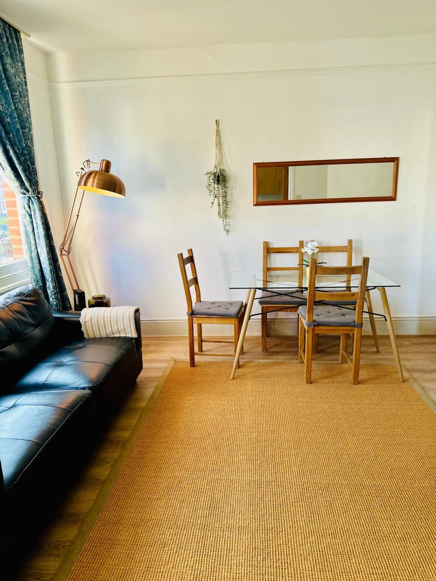Abeville Village Apartment London