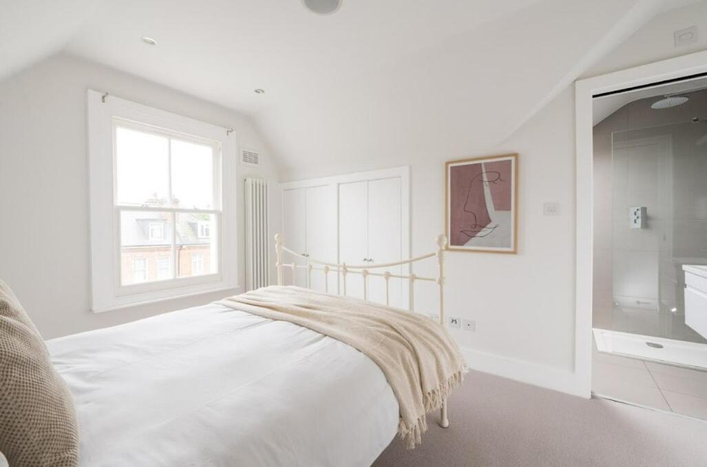 Contemporary 2 Bed Loft Honor Oak,
