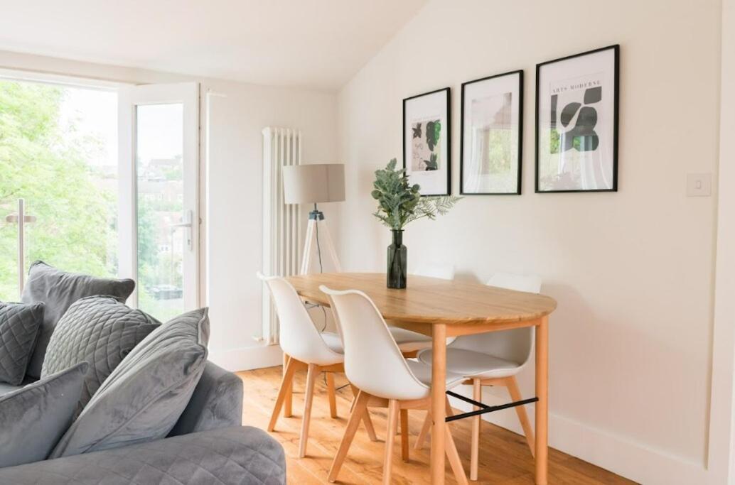 Contemporary 2 Bed Loft Honor Oak, *