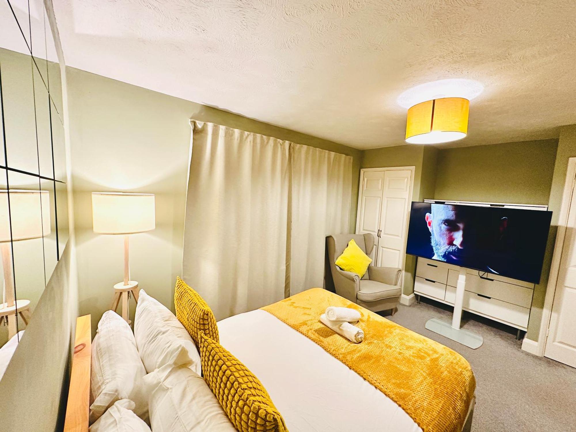 Opulent Marriott Guest house London
