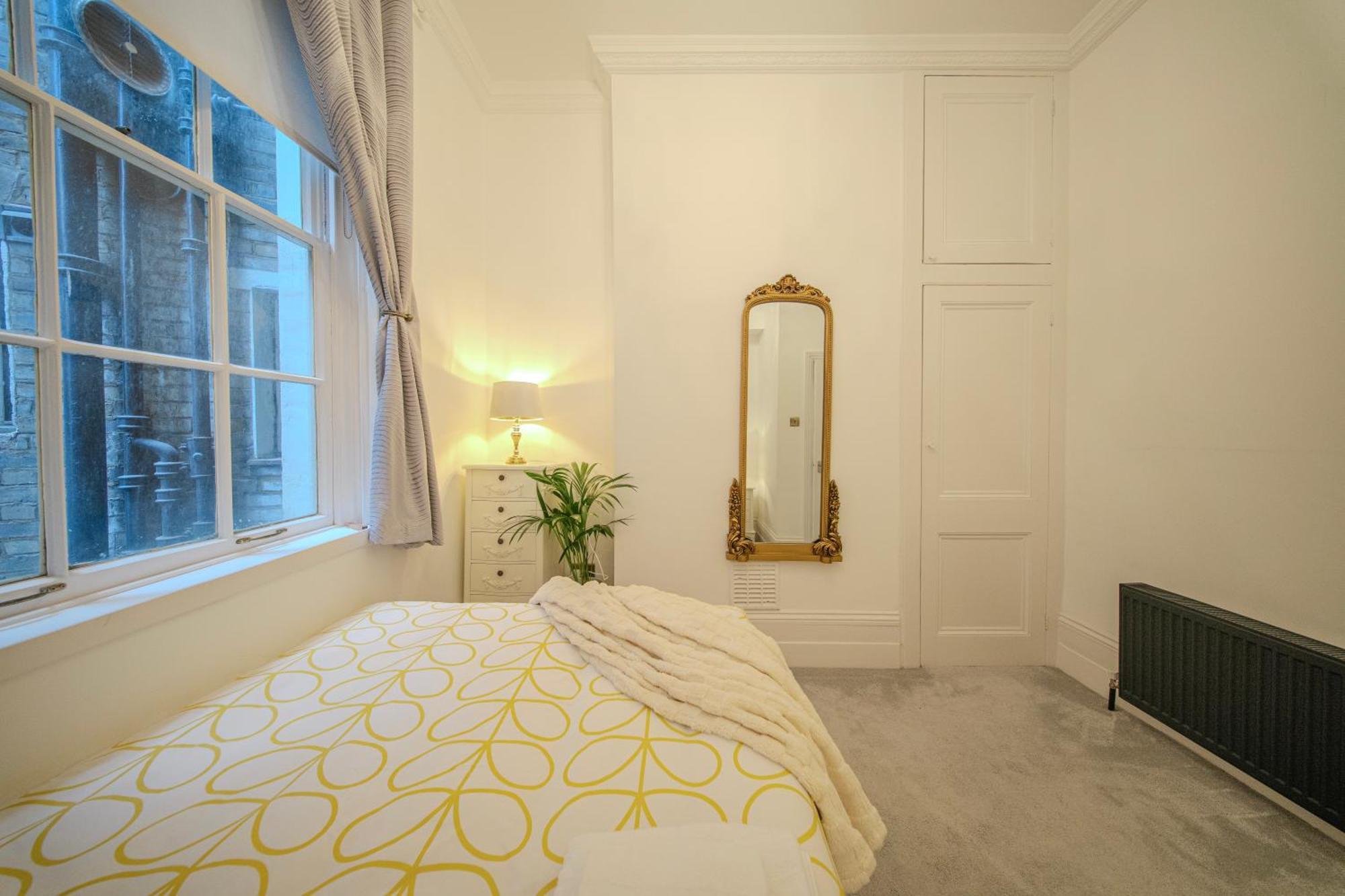 Chic Flat Near Buckingham Palace & Victoria Station London