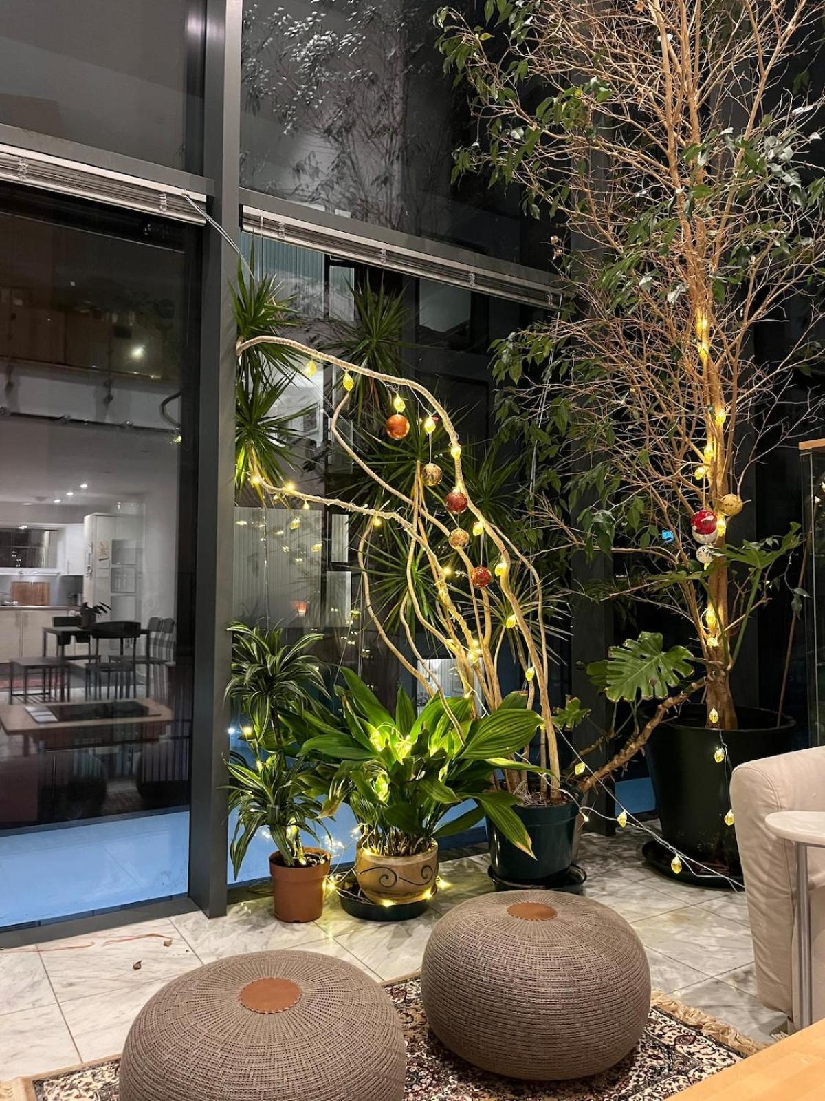 Apartment Modern Duplex In