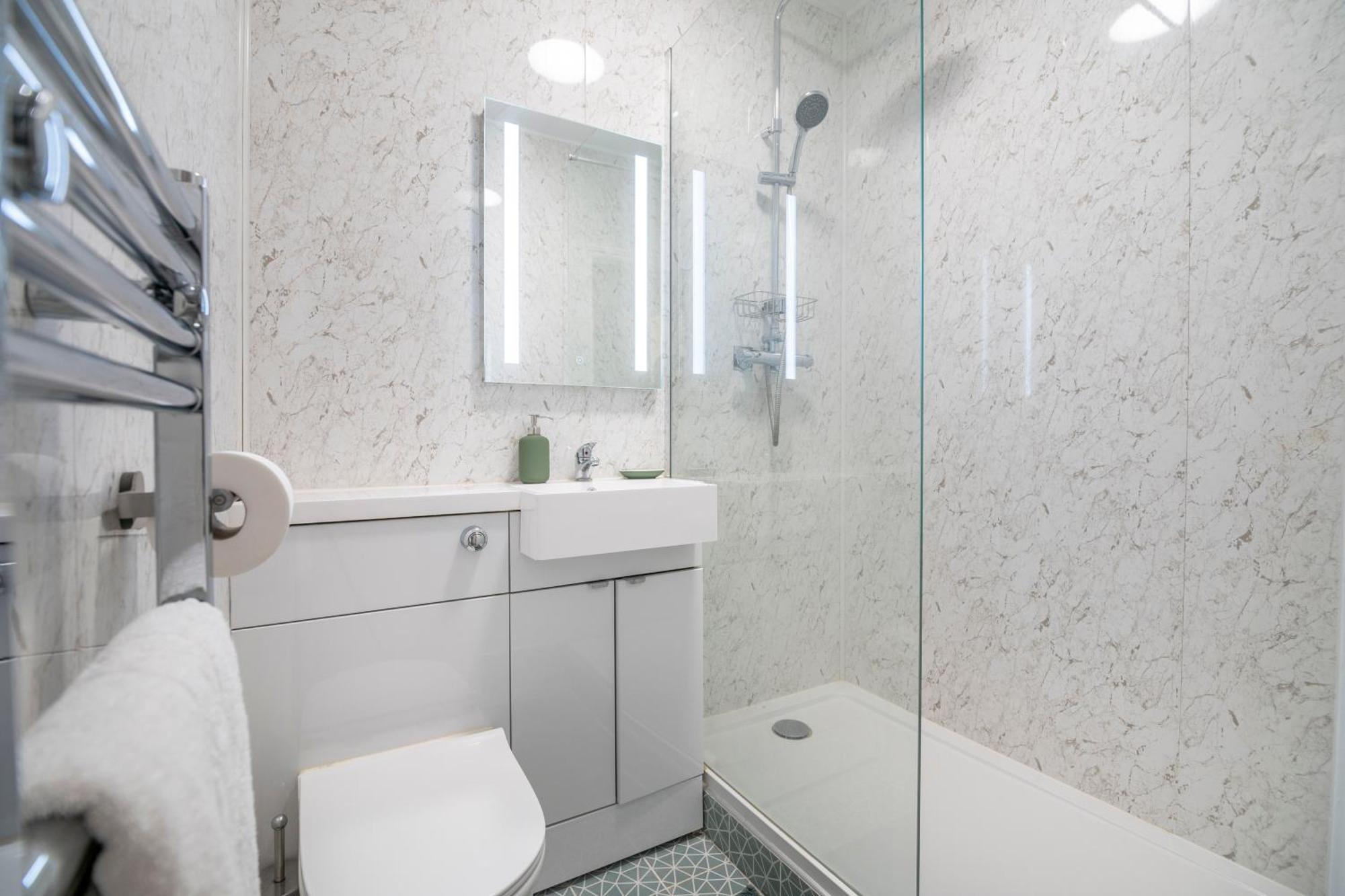 Lovely First Floor 1br Flat In Notting Hill Apartment *