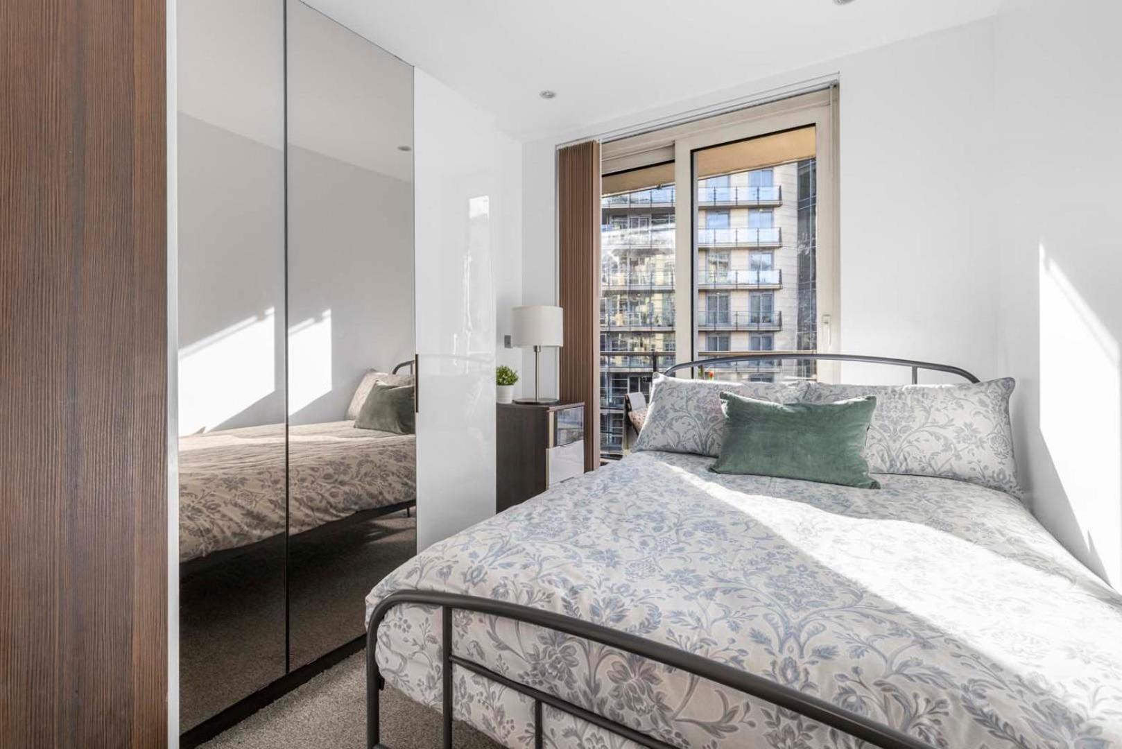 Apartamento Elegant Thames-view 2-bed Haven Gym & Balcony *