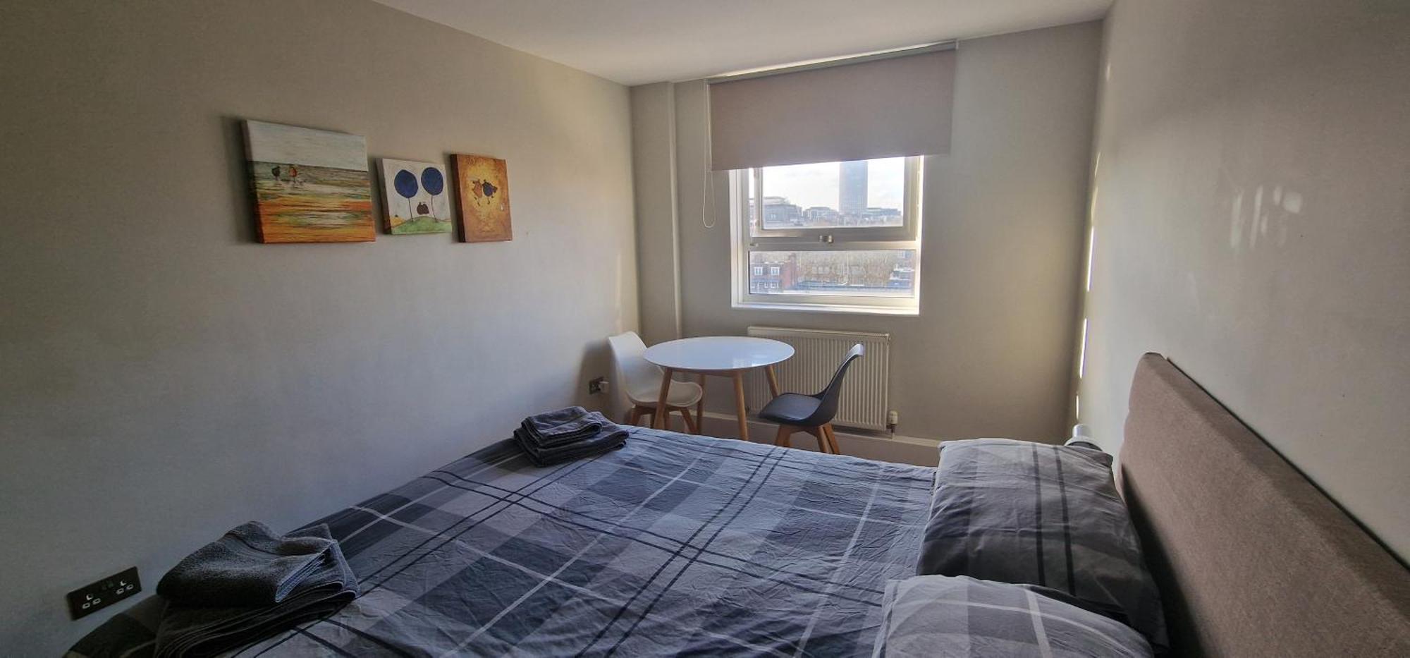 Beautiful 3-bedroom Flat With Stunning Views *