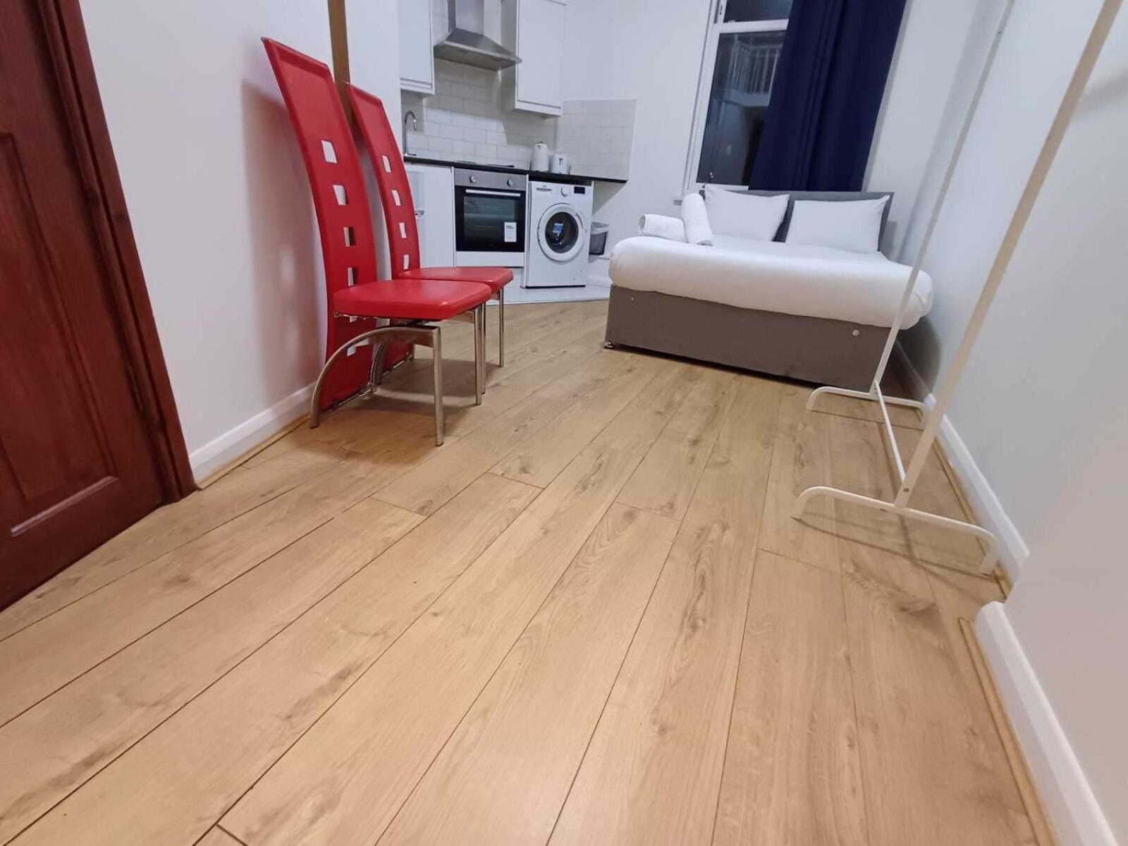 Modern Queenspark Apartamento *