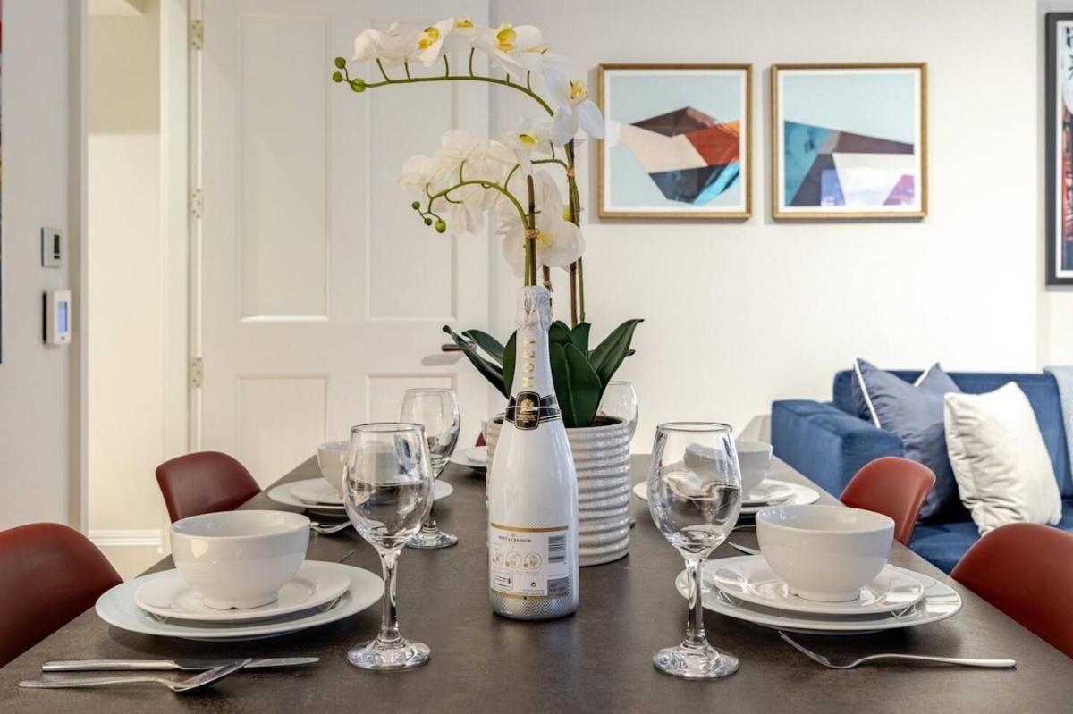 Luxurious 3 Bed Covent Garden Penthouse