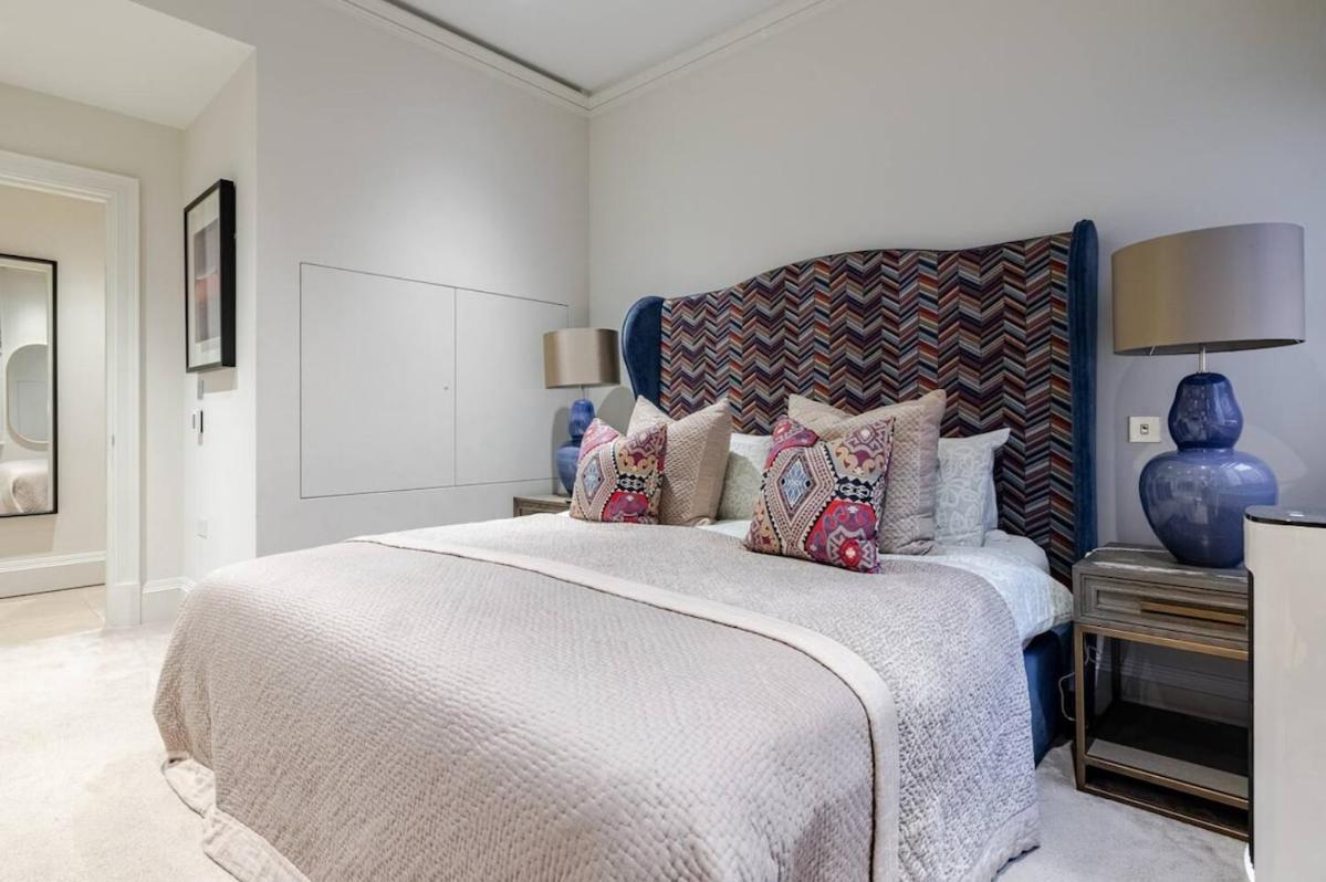 Luxurious 3 Bed Covent Garden Penthouse *