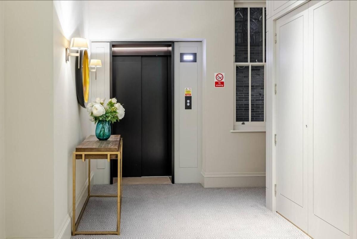 Luxurious 3 Bed Covent Garden Penthouse London