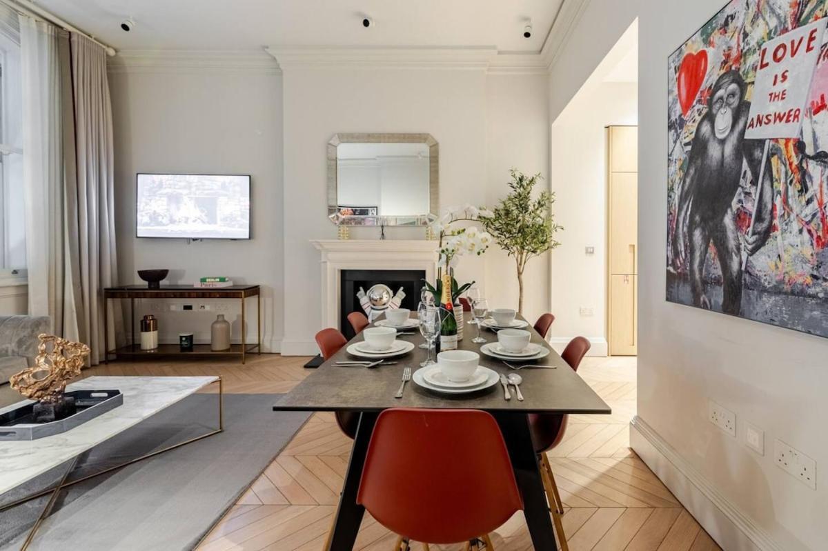 Luxurious 3 Bed Covent Garden Penthouse
