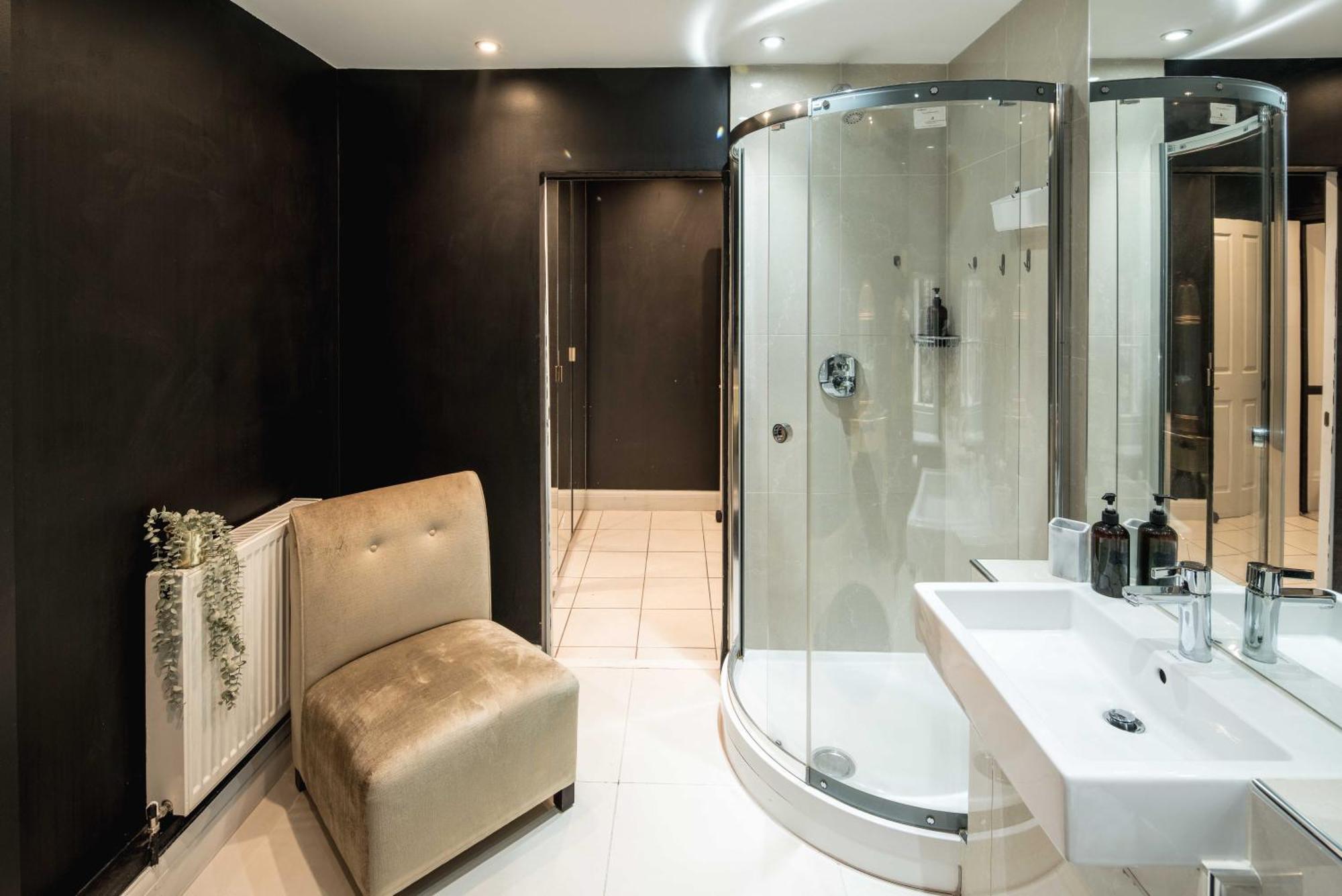 Victoria-luxury House-palace-central London