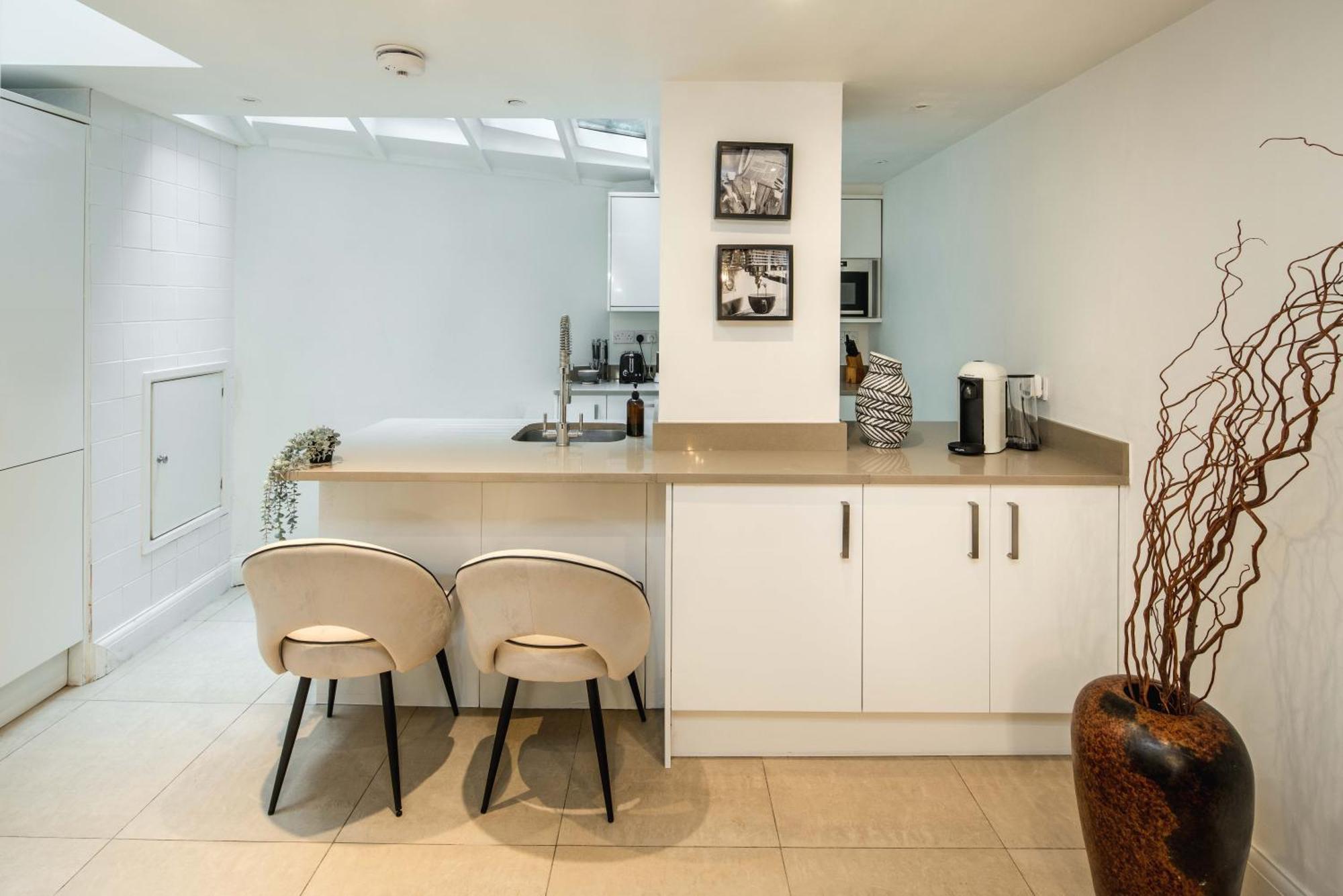 Victoria-luxury House-palace-central Villa London
