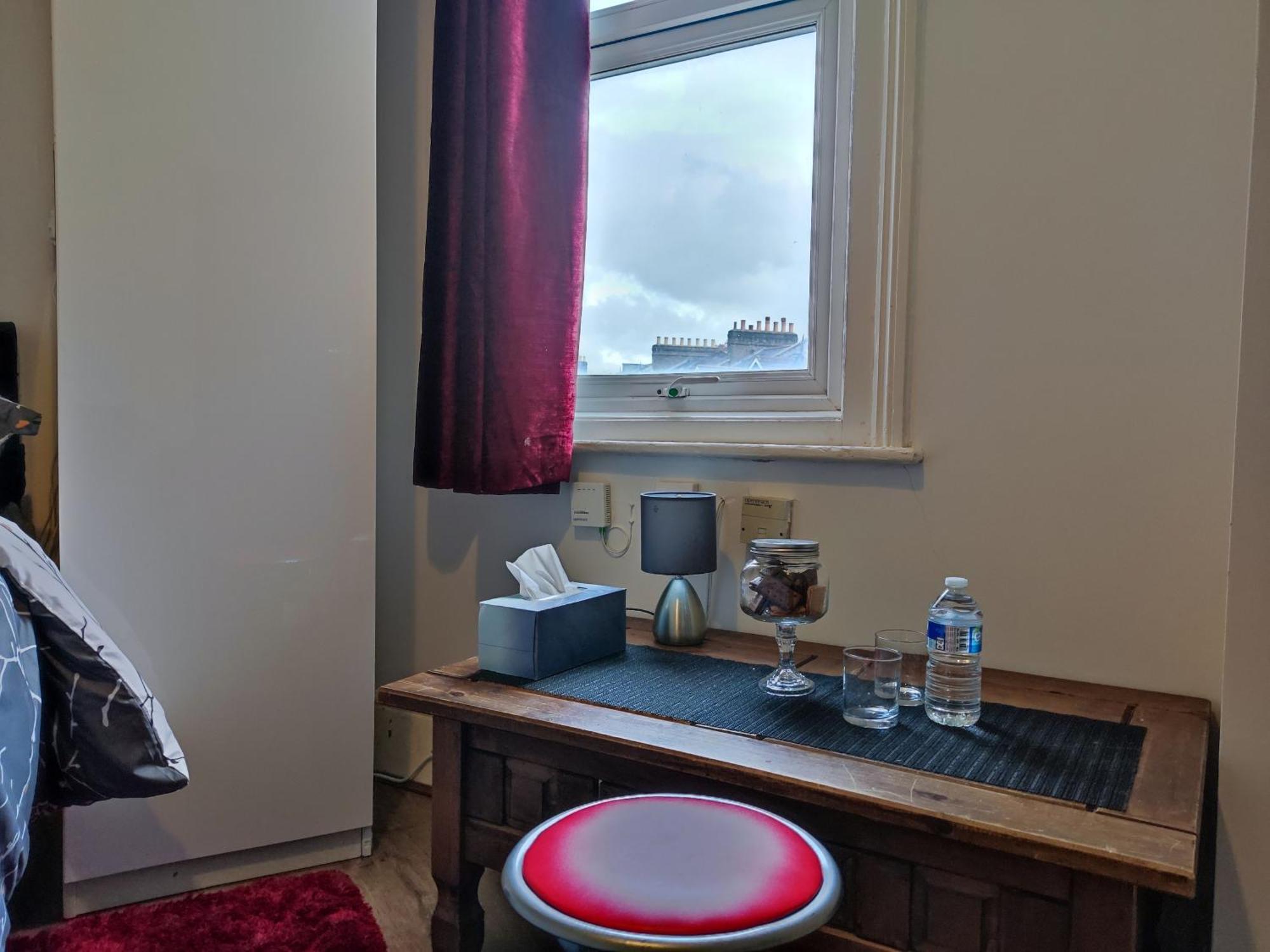 Spacious King Size - Zone 2 Hospedagem domiciliar *