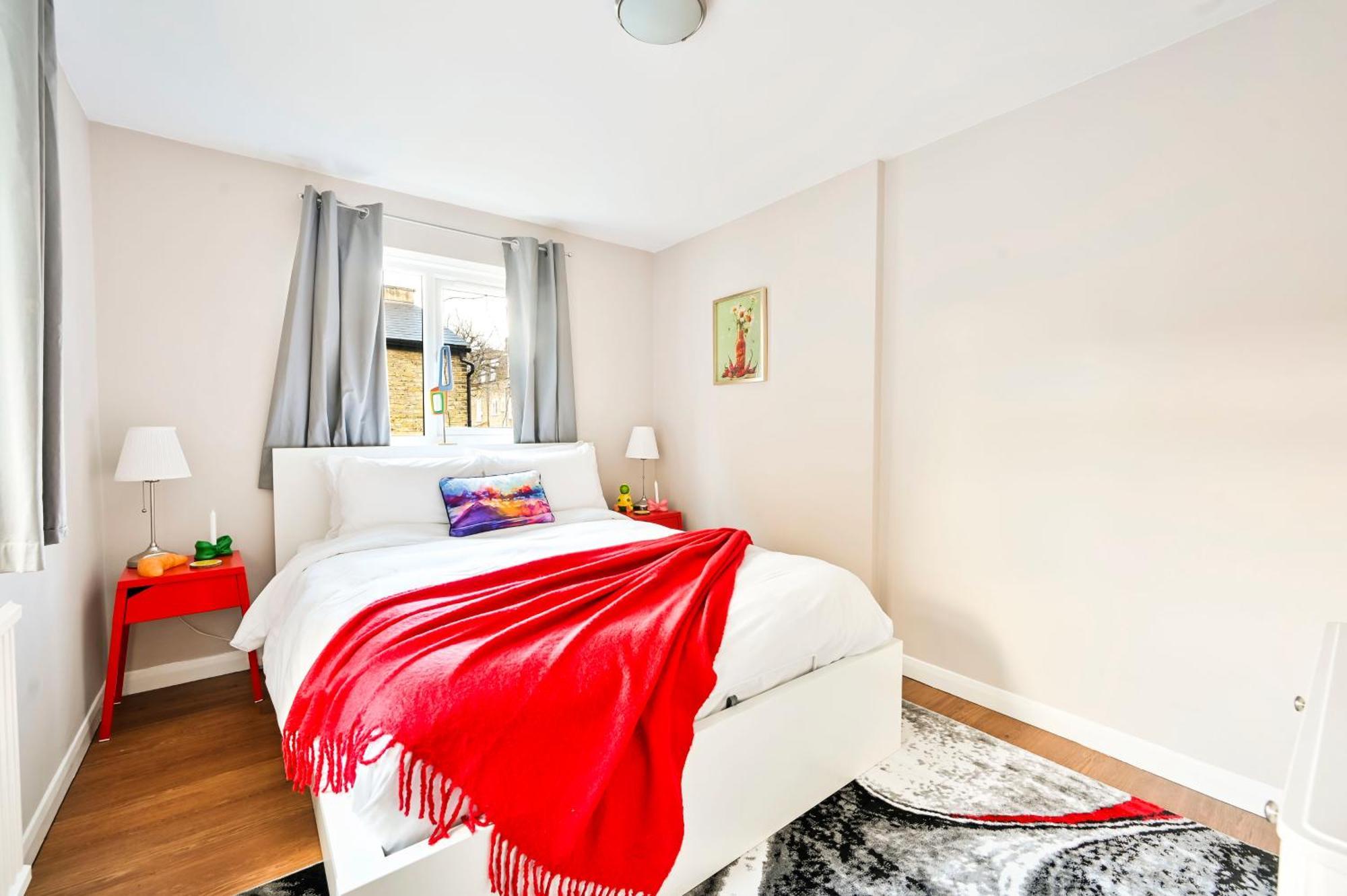 Spacious Bright 2-3 Bed Flat In Fulham By The Thames Apartment