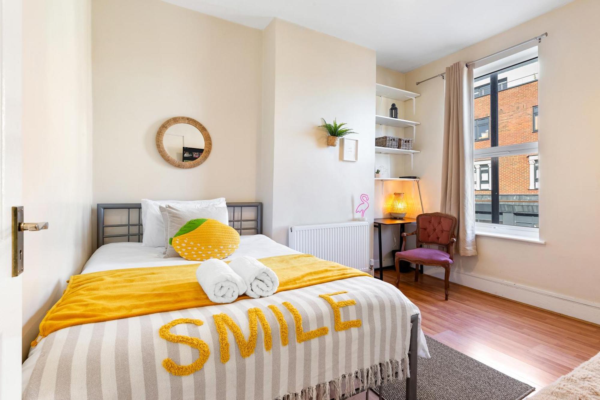 Big Ben, 10 Mins To Bridge, 5 Min Croydon, 30 Min Airport * London