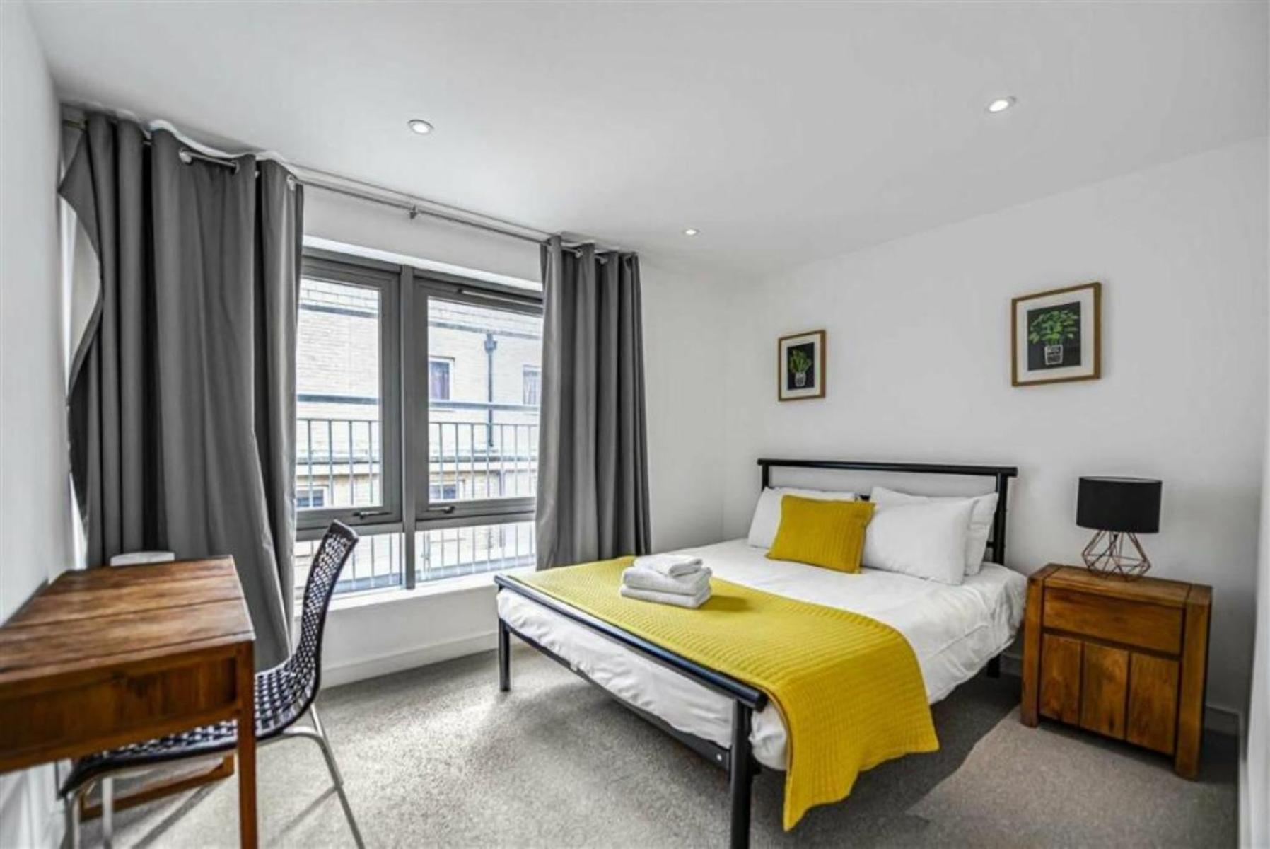 By Spitalfields & Liverpool Street Station