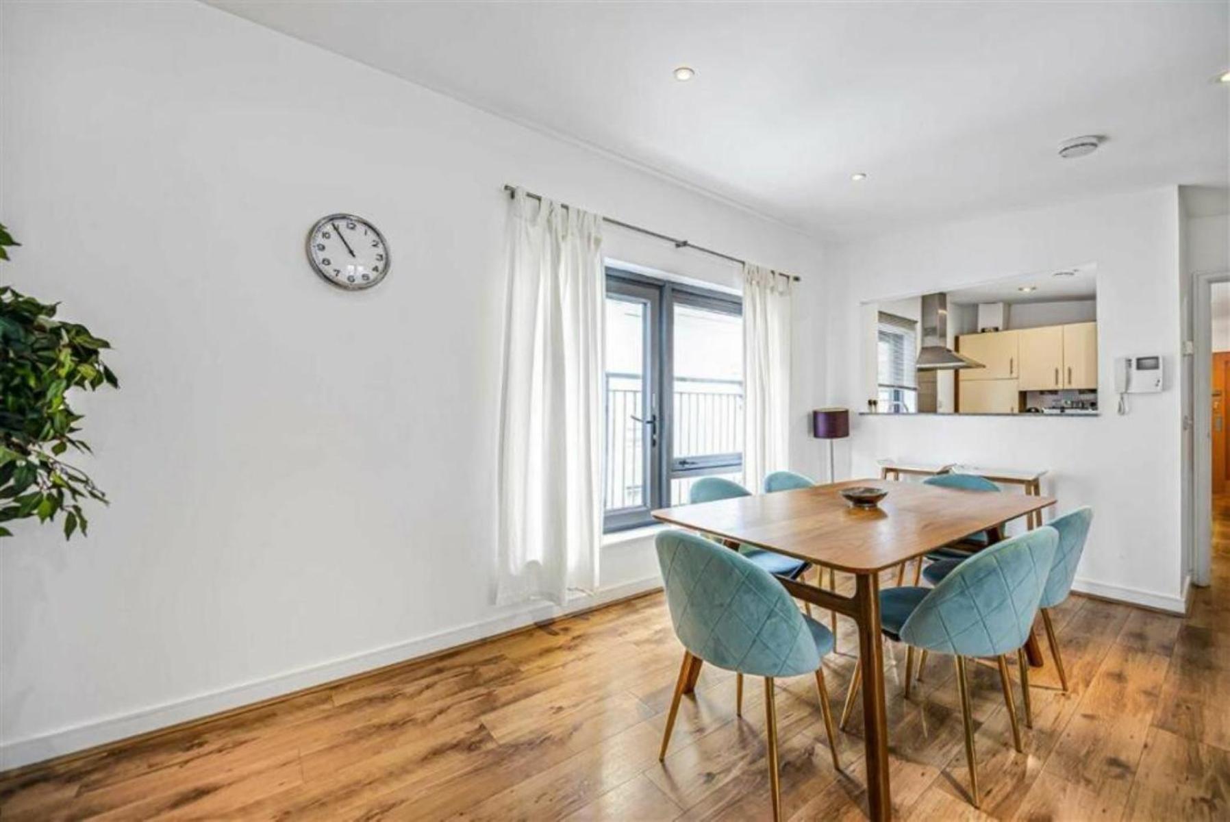 By Spitalfields & Liverpool Street Station London