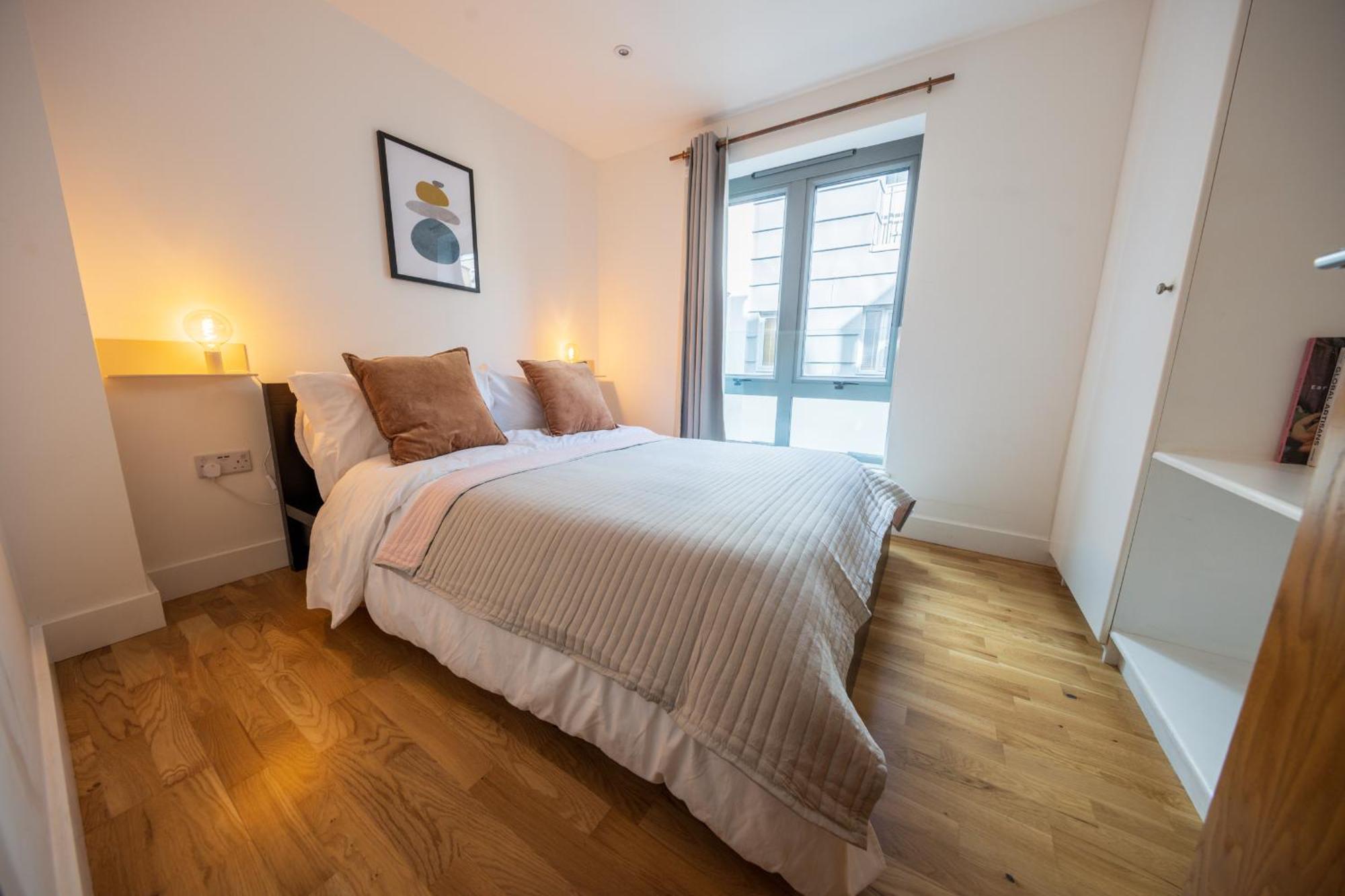 By Spitalfields & Liverpool Street Station Apartment *