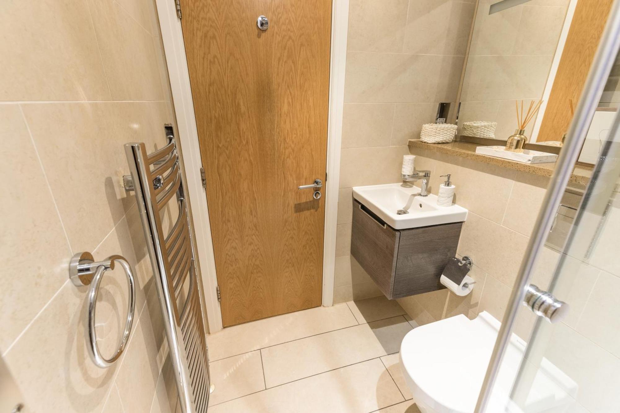Luxury In Near Big Ben, Buckingham Palace And Eye Apartment *