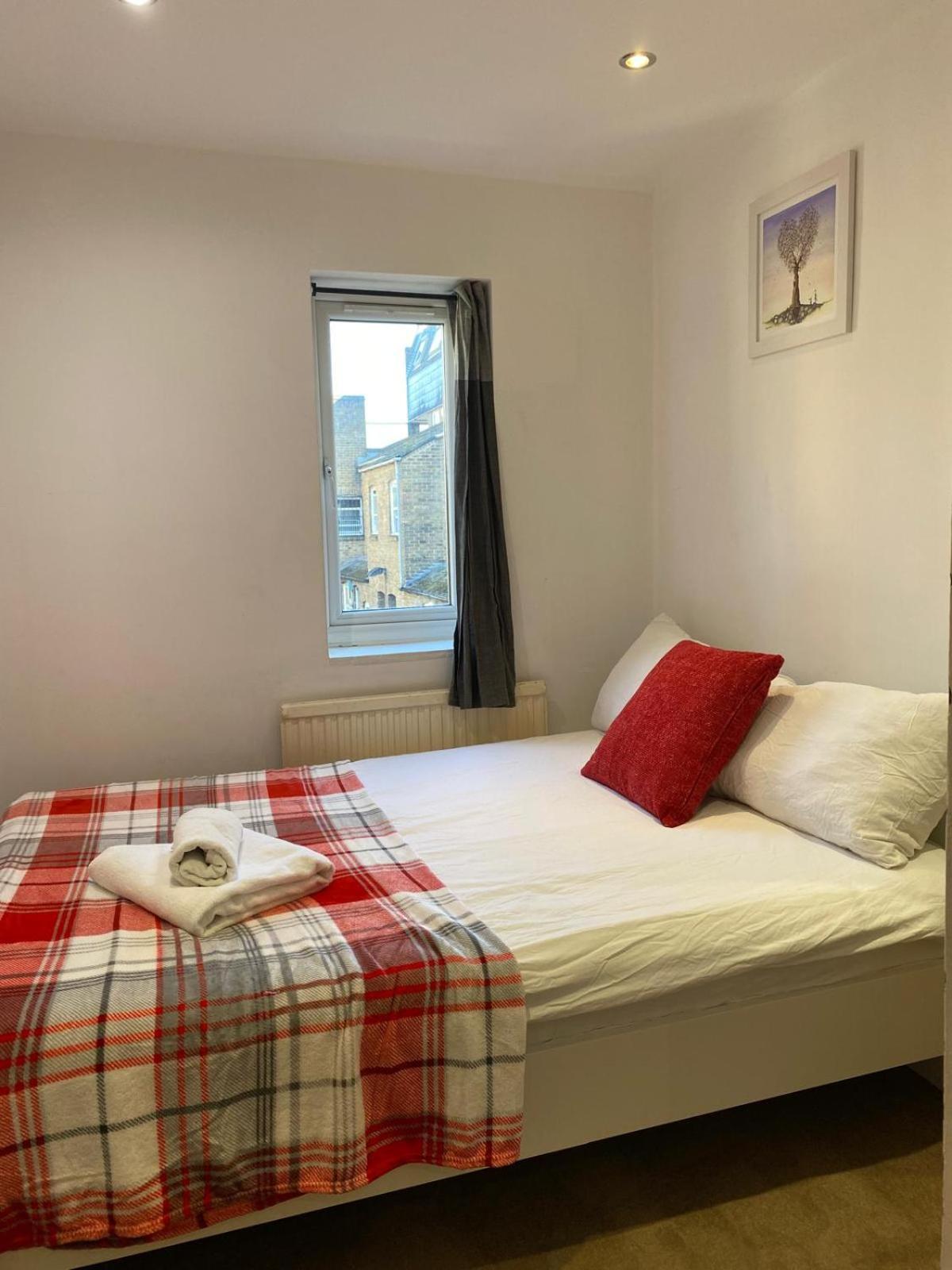 Comfy Bedrooms Near Euston Station - 1 Exmouth Homestay *