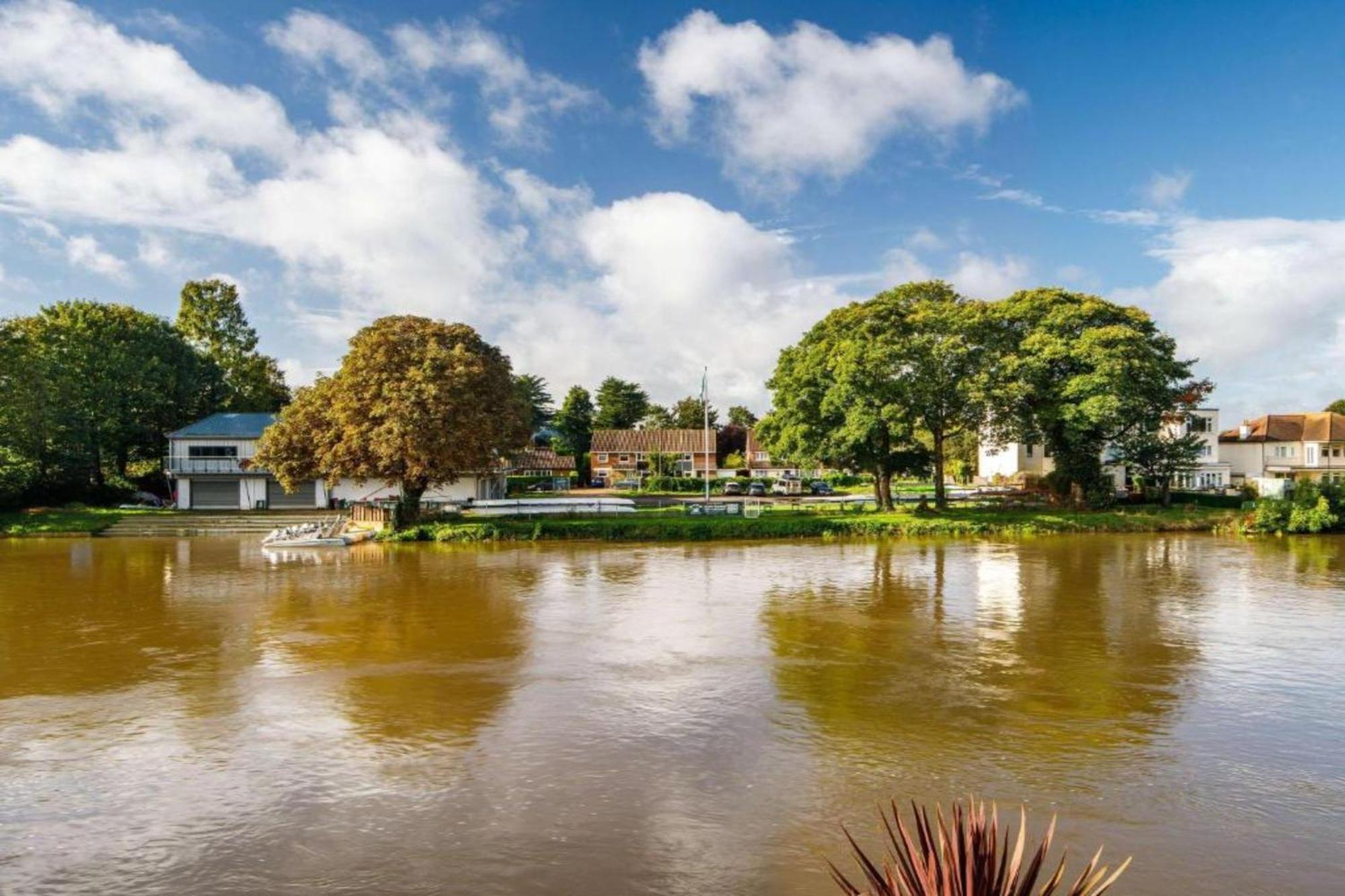 Mercure London Staines-Upon-Thames