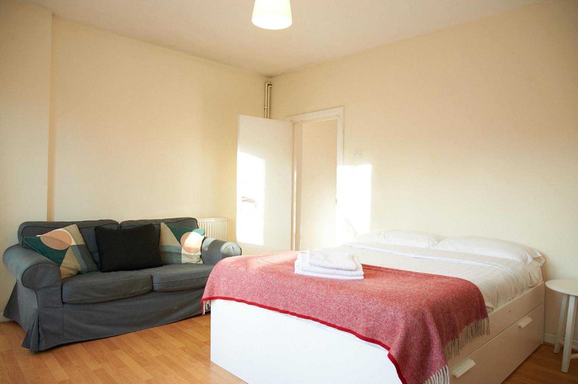 Apartment Near Old Street London