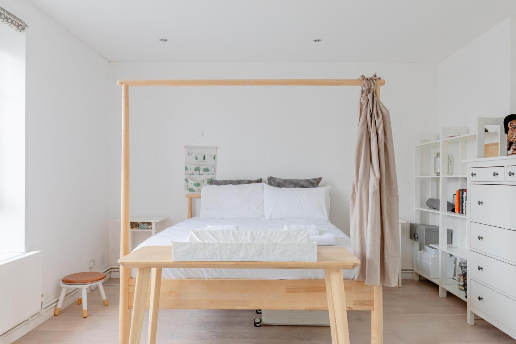 Bright Well Located 2bd Flat South East