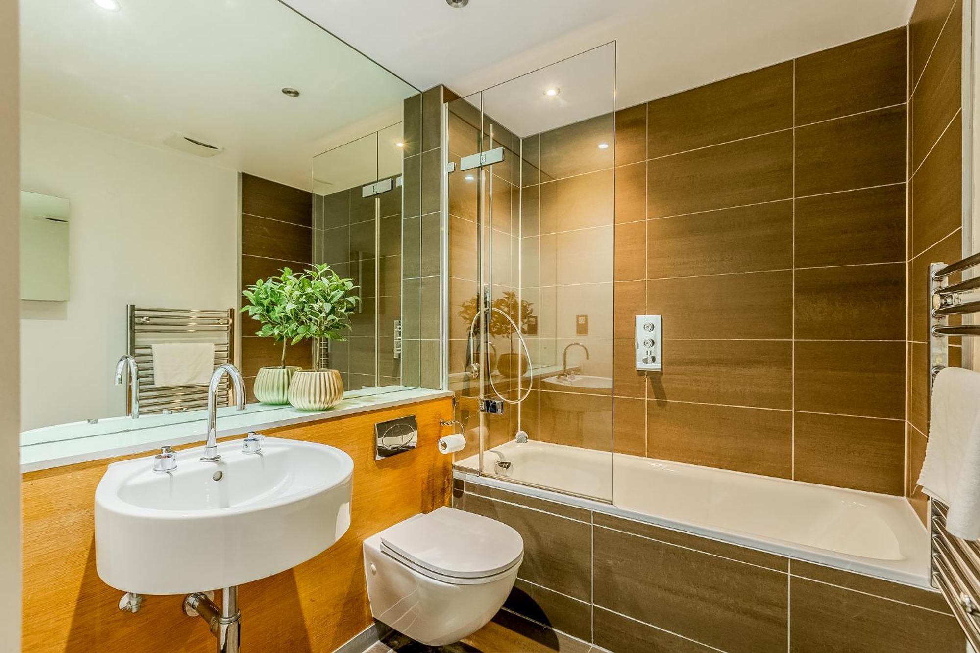 Modern & Stylish 1br Flat 2min Monument Station