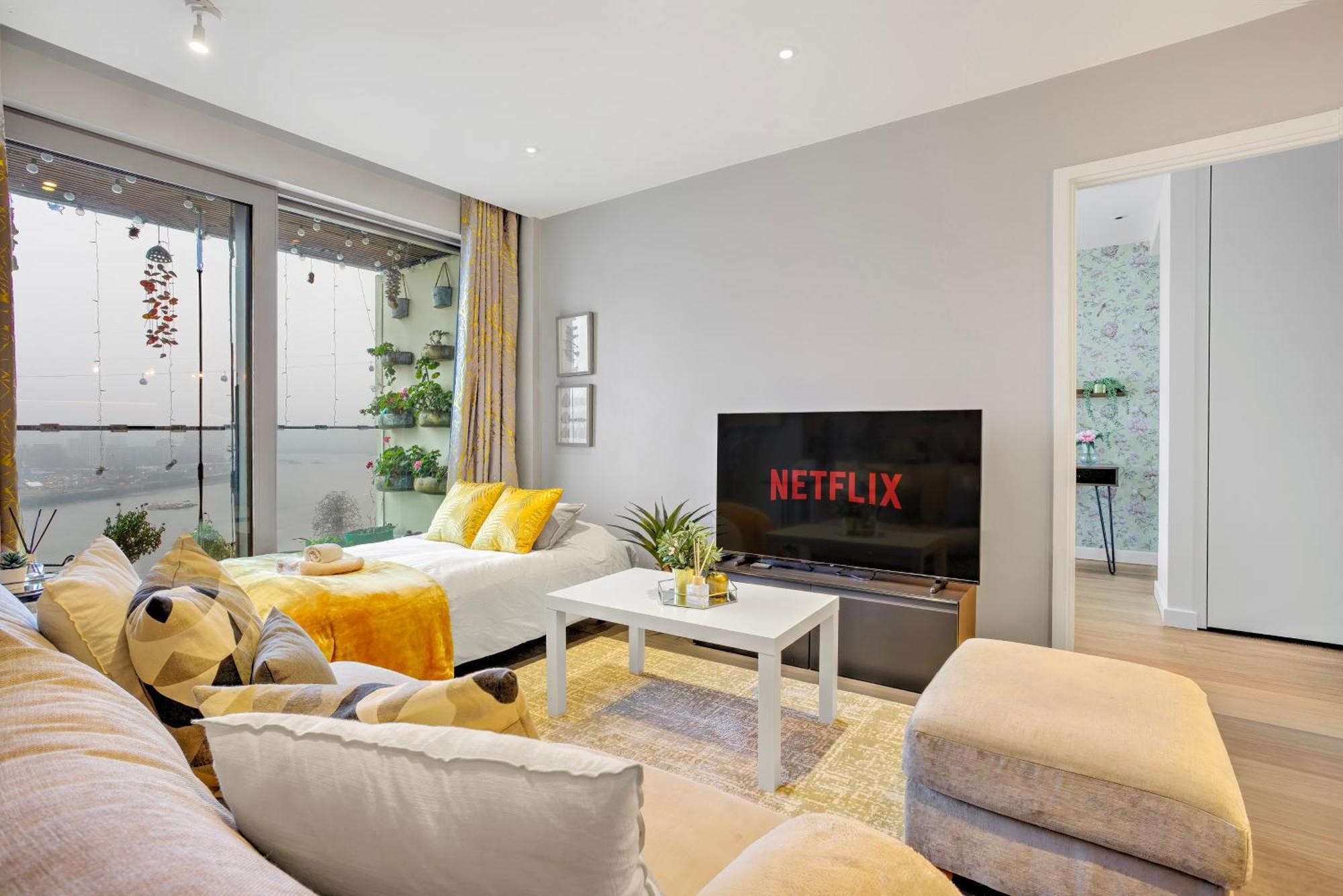 Apartment Trendy 3-bed, 2-bath - O2 Escape - Your Ideal London