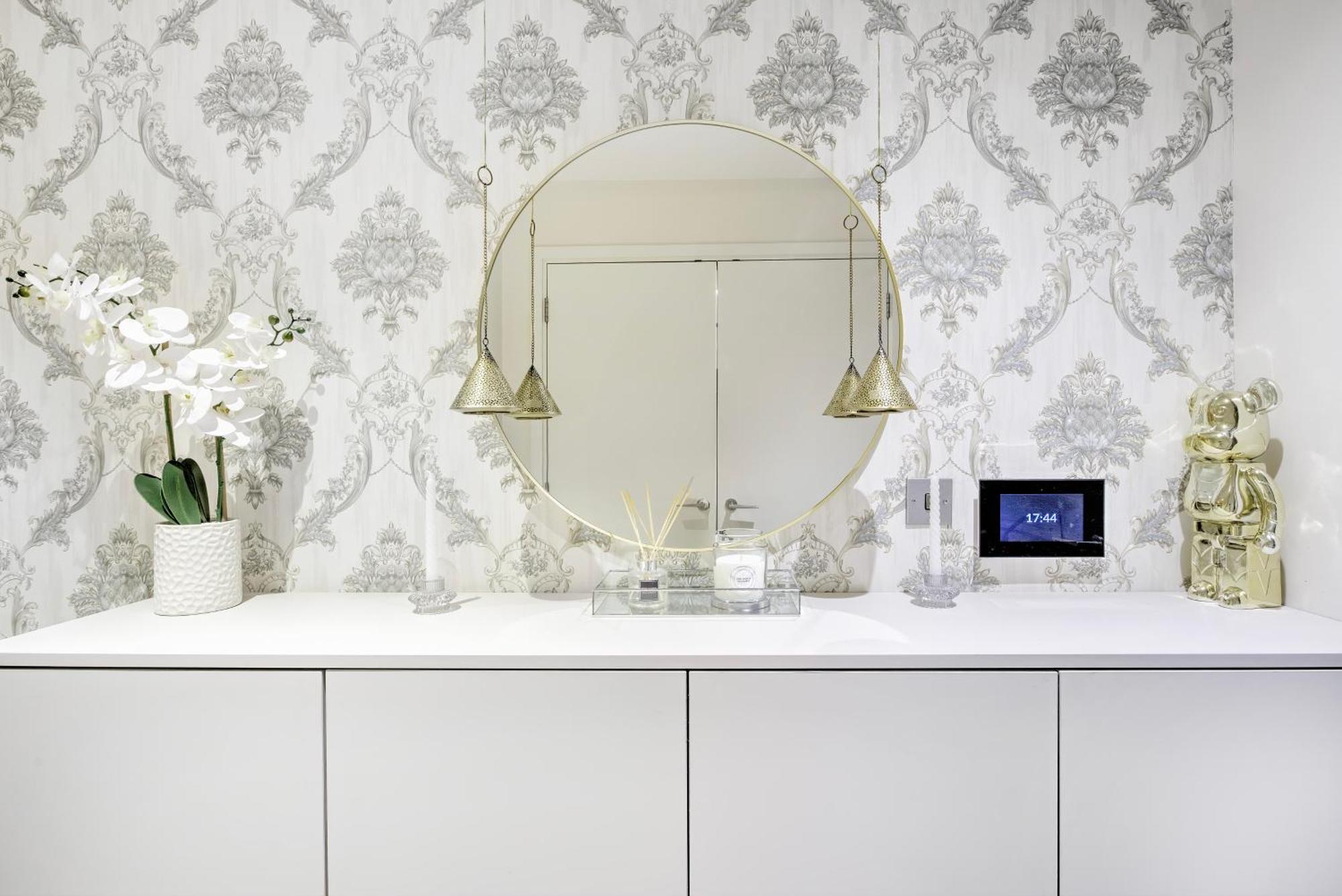 Trendy 3-bed, 2-bath - O2 Escape - Your Ideal Apartment *